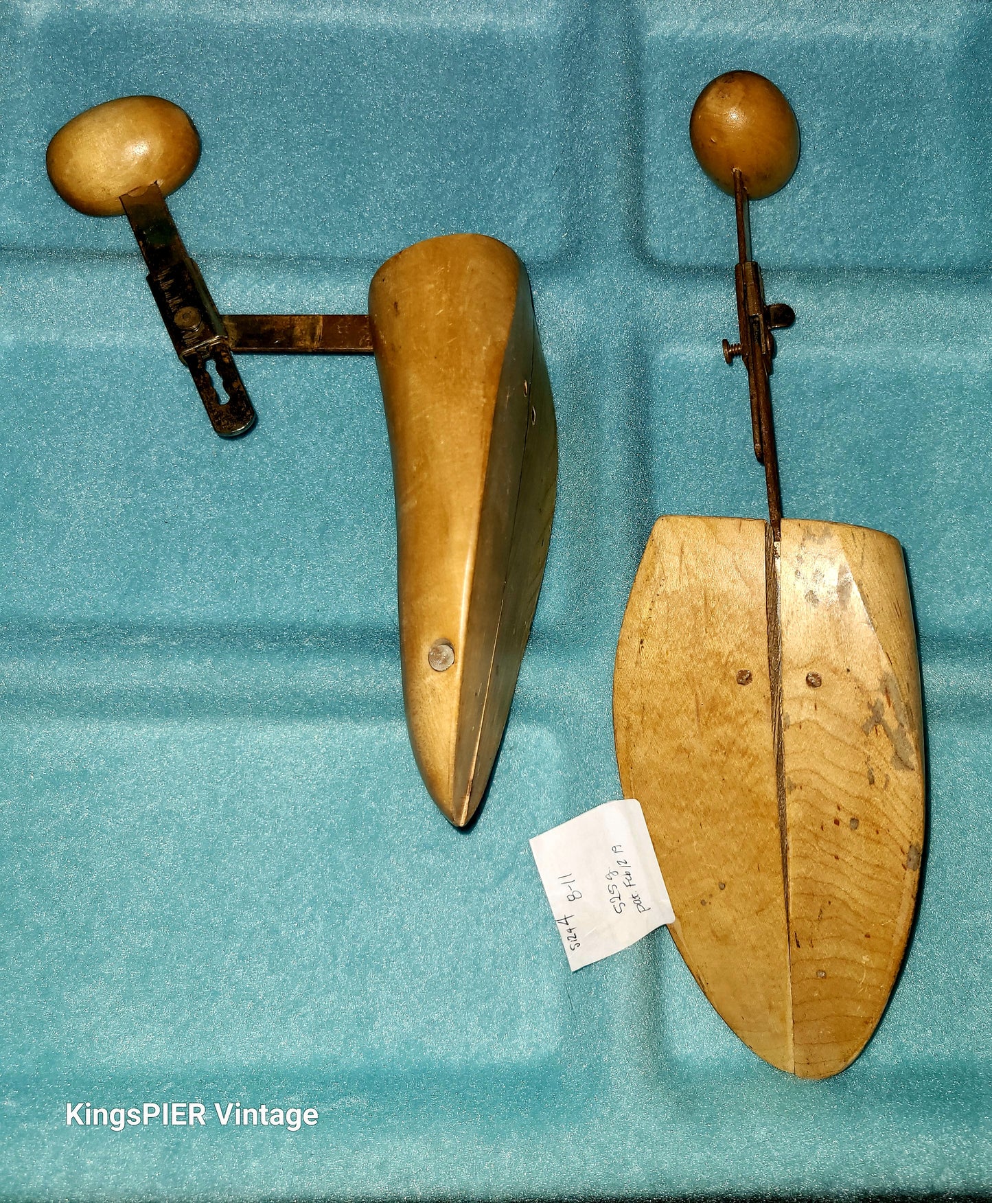 Vintage 1960's Natural Blonde Wood Shoe Tree Stretcher Form adjustable size 8 - 11