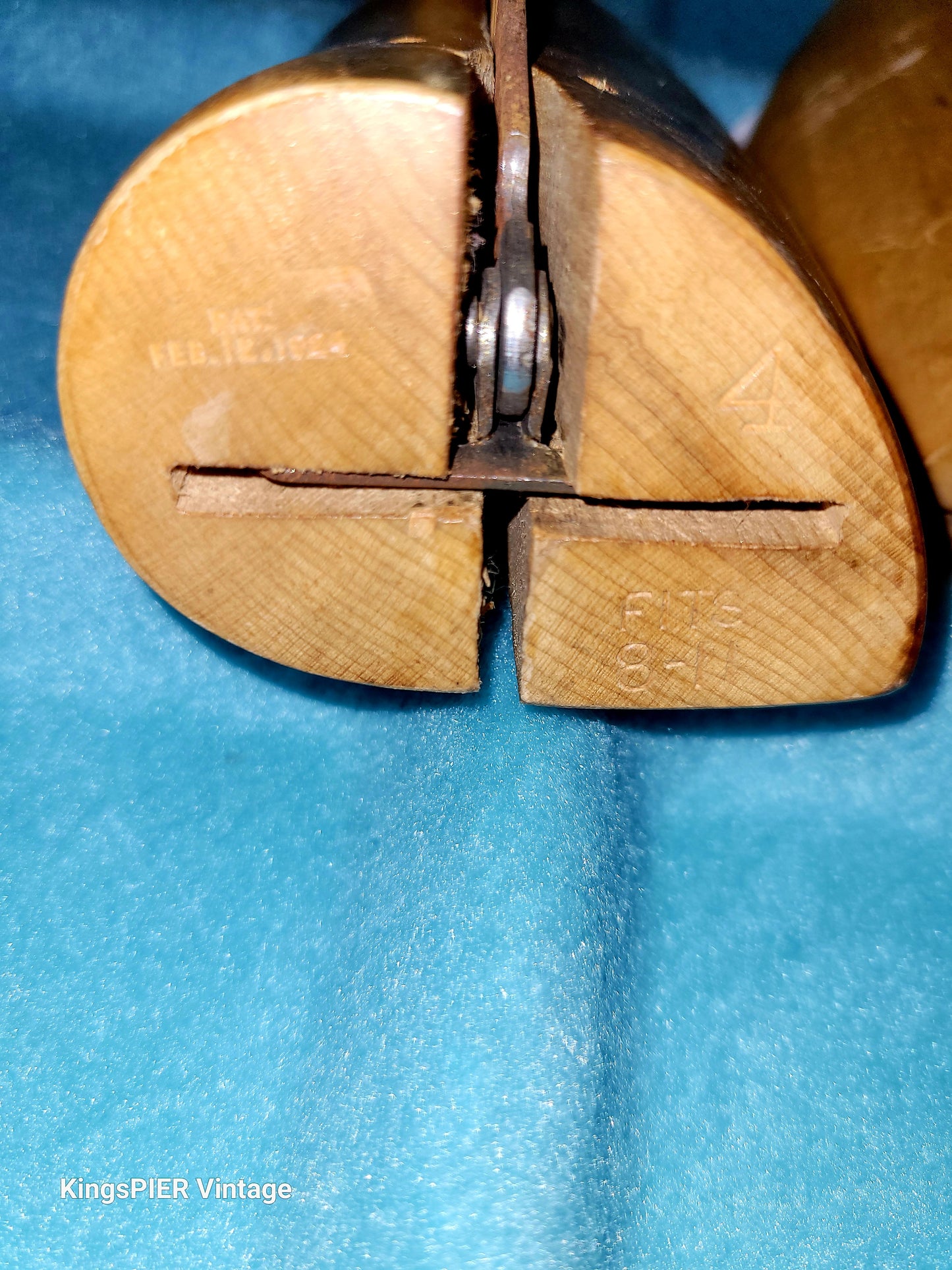 Vintage 1960's Natural Blonde Wood Shoe Tree Stretcher Form adjustable size 8 - 11