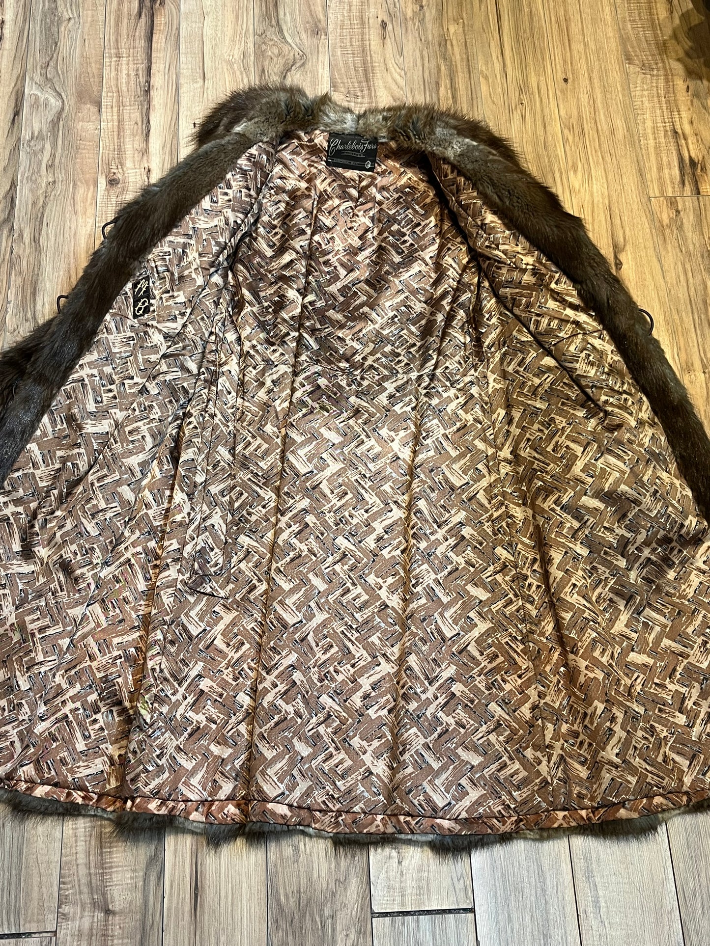 Vintage Charlebois Furs LTD Fur Coat, Made in Canada, Chest 38”