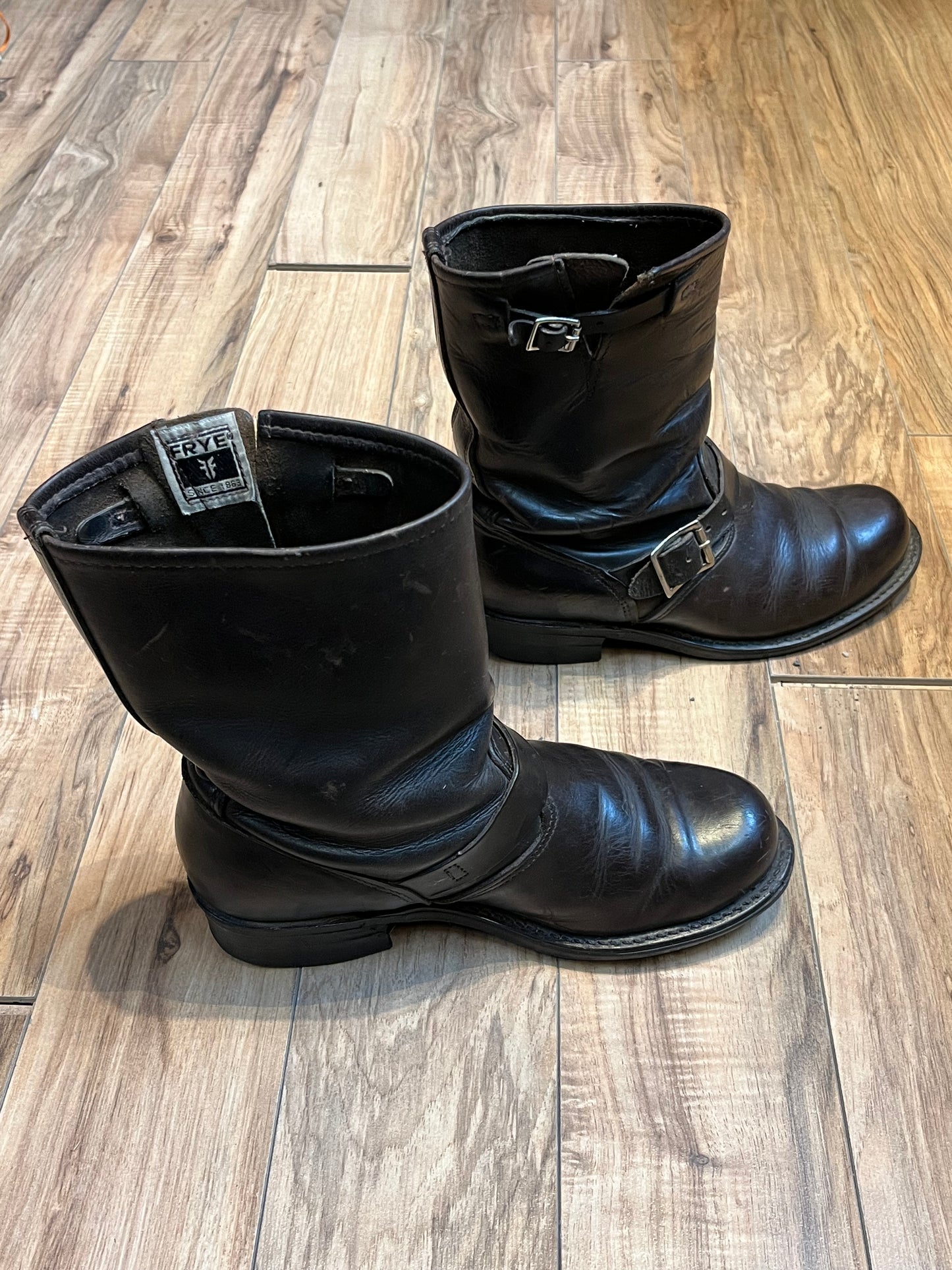 Vintage Frye Harness Brown leather boots, made in USA, Size US Mens 7.5, Womens 9.5, EUR 40 SOLD