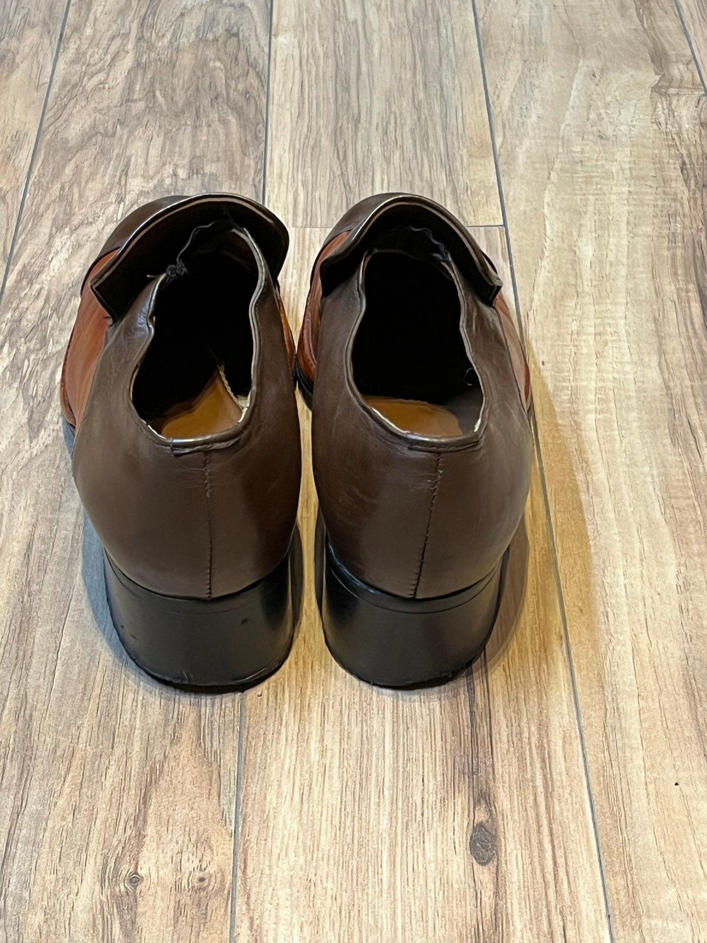 Vintage 1970 Jean Claude Leather Platform Shoe, Size US Mens 8, EUR 41 SOLD