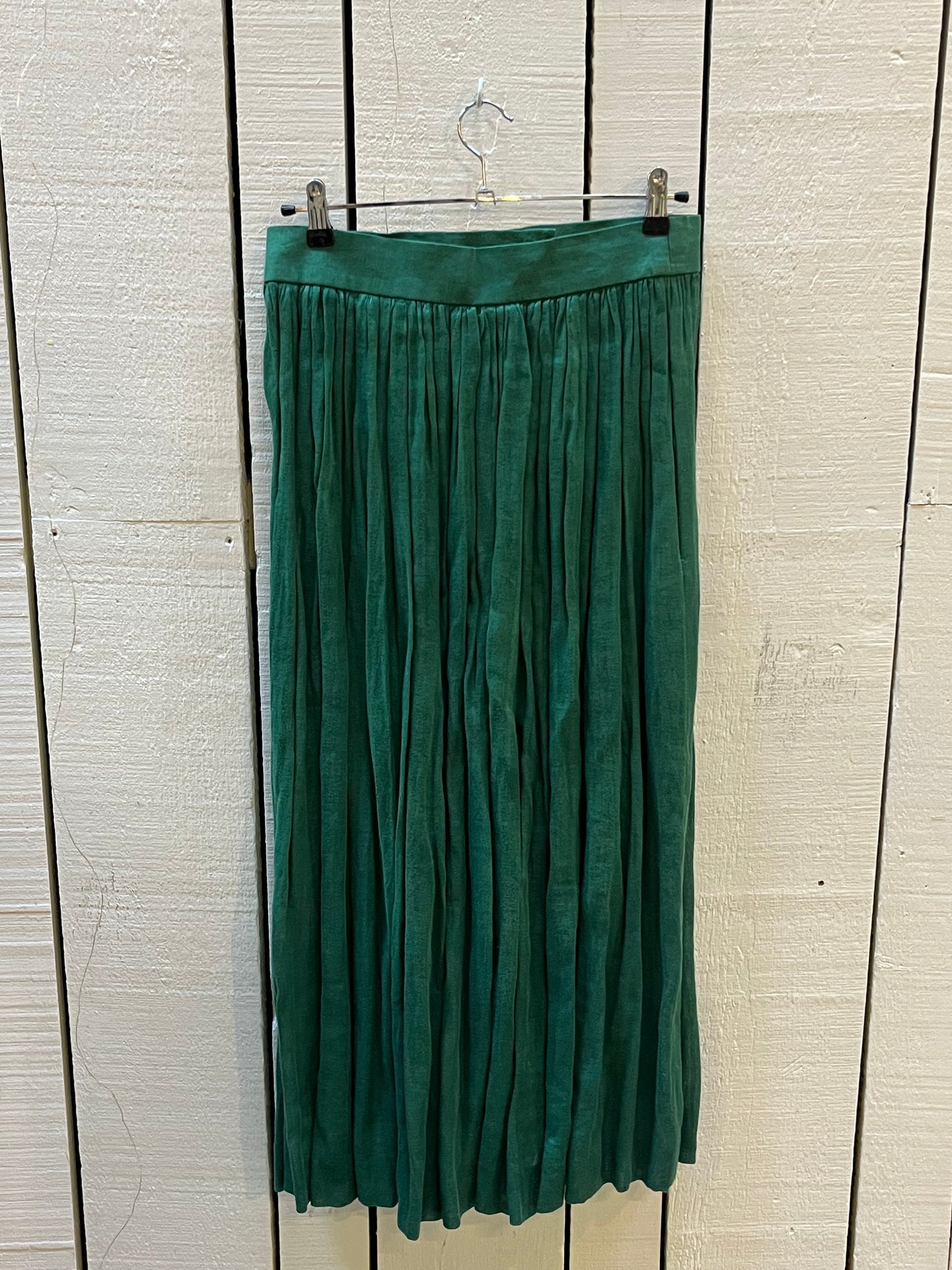 Very Rare Vintage Mothwurf Couture Green Linen 2pc Ensemble, Made in Austria, Size 42
