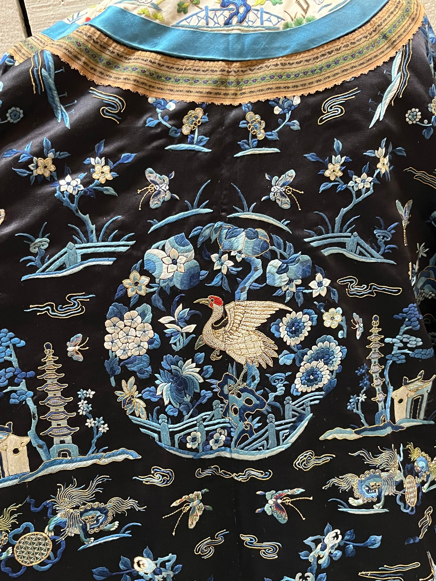 Rare Fine Antique Qing Dynasty Silk Embroidered Robe Kimono