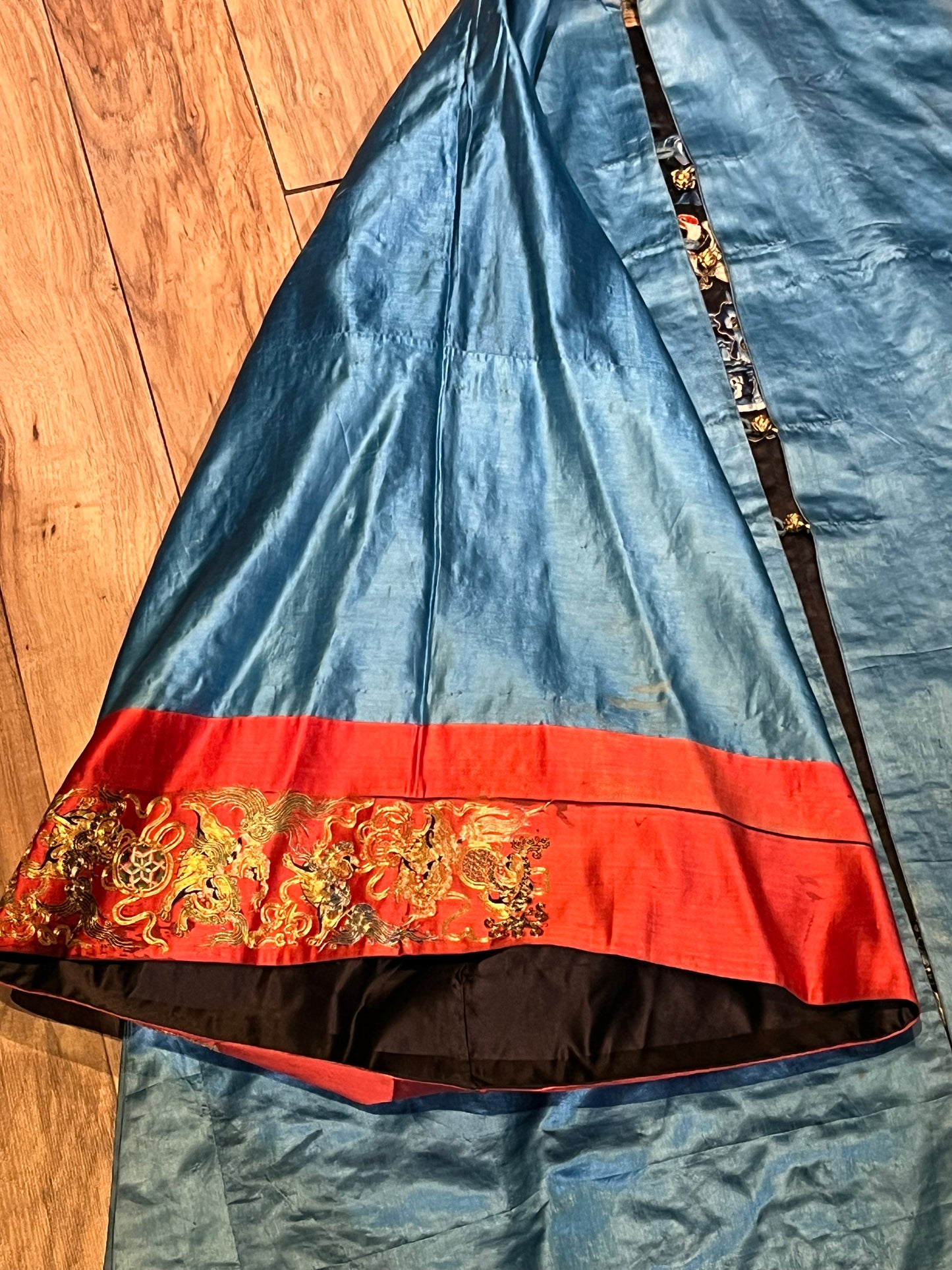 Rare Fine Antique Qing Dynasty Silk Embroidered Robe Kimono
