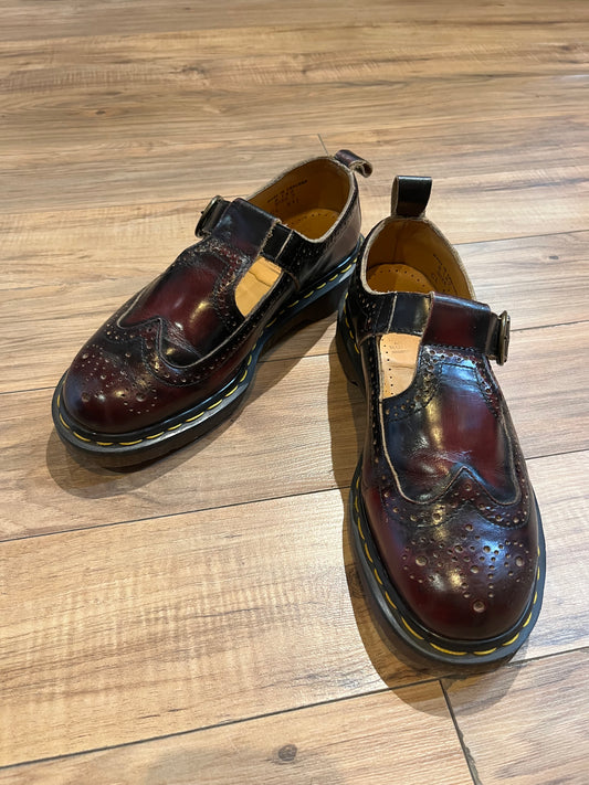 Rare Vintage Doc Martens Oxblood Wingtip Brogue Mary Janes, Made in England, Size UK 7, EUR 40, US Women’s 9
