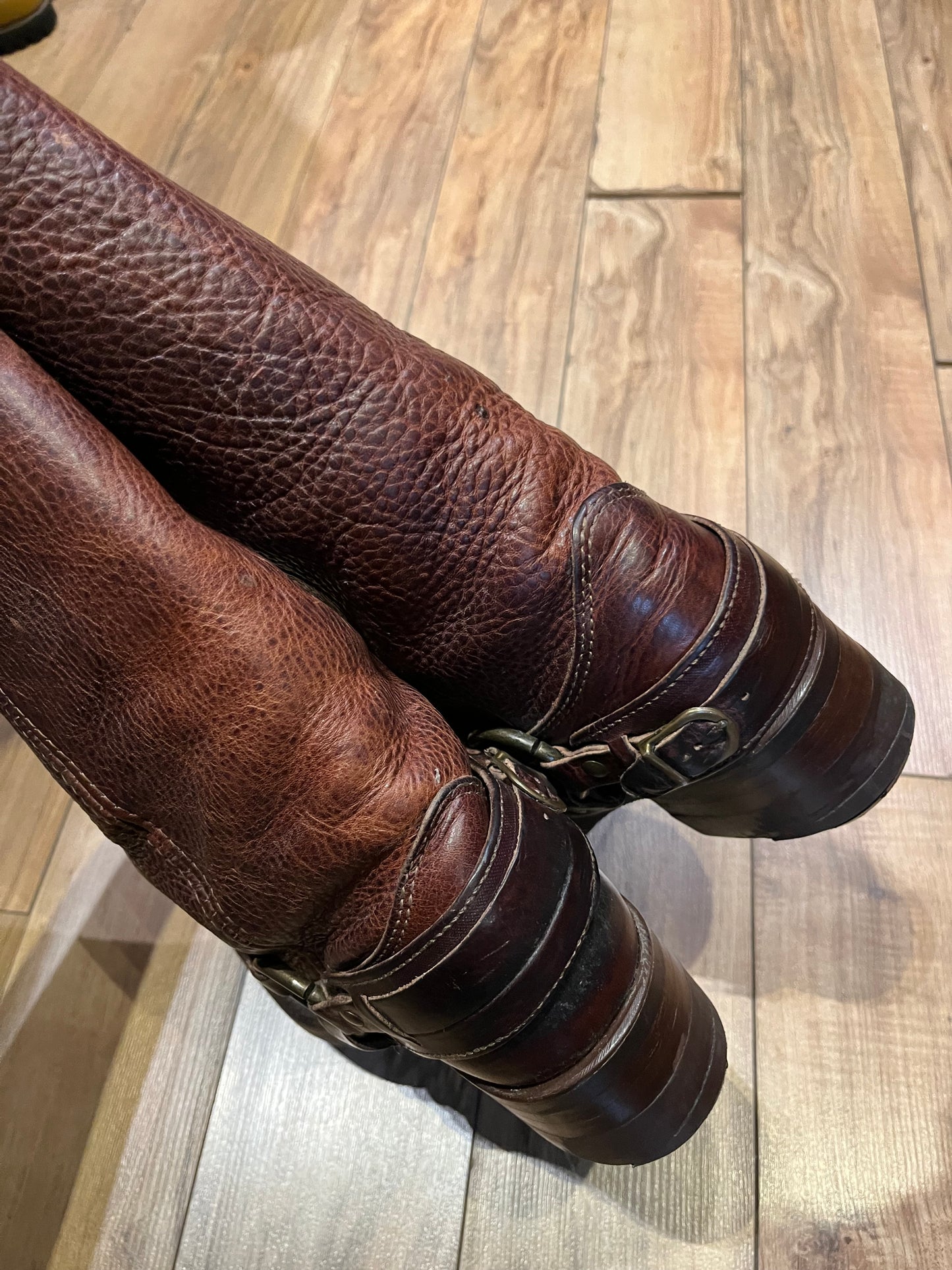 Vintage Frye brown harness boots with chisel toe, full grain leather upper and synthetic sole. Made in USA Size 7.5 US Women