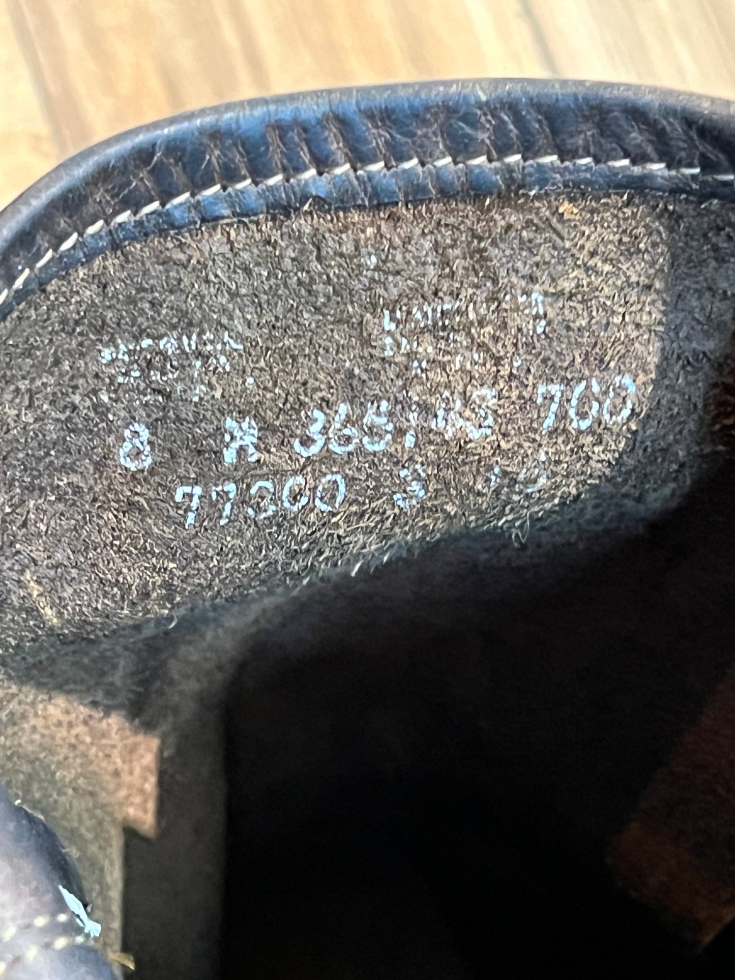 Vintage Frye harness boots in brown with chisel toe, full grain leather upper and synthetic sole. made in USA Size 8 US Women