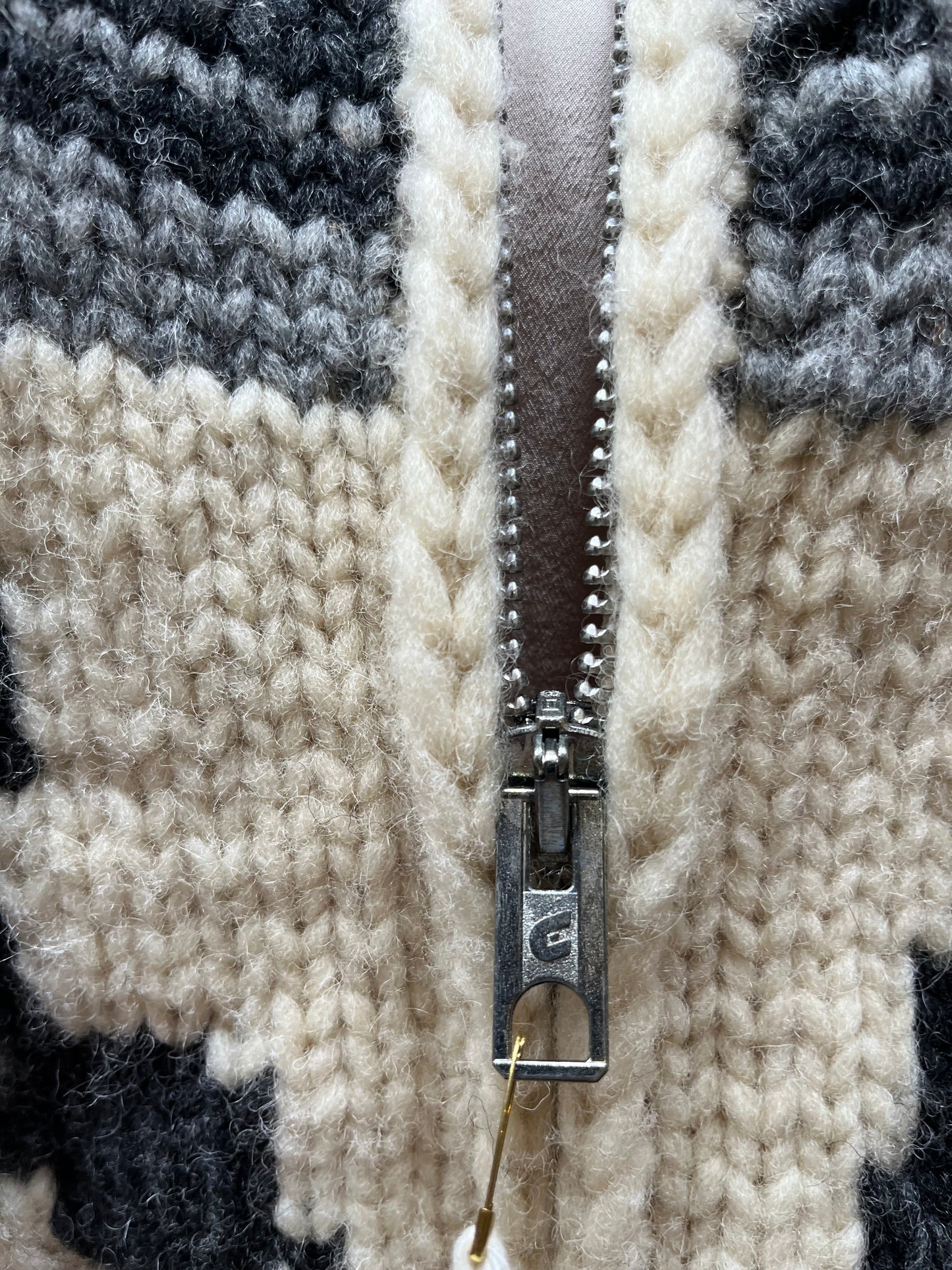 North Star “Bob and Doug Mackenzie’s Great White North” Cowichan Style Zip Cardigan, NWT, Made in Canada, Size Medium