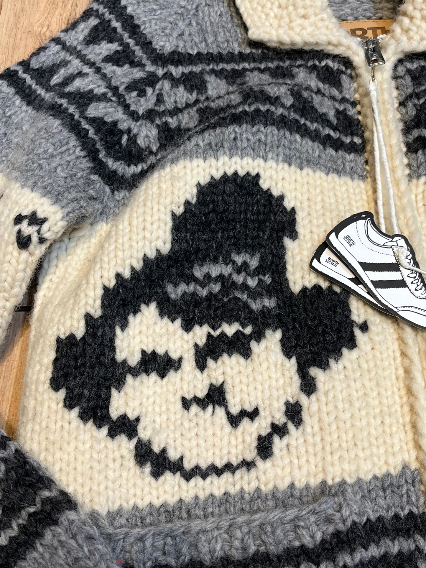 North Star “Bob and Doug Mackenzie’s Great White North” Cowichan Style Zip Cardigan, NWT, Made in Canada, Size Medium