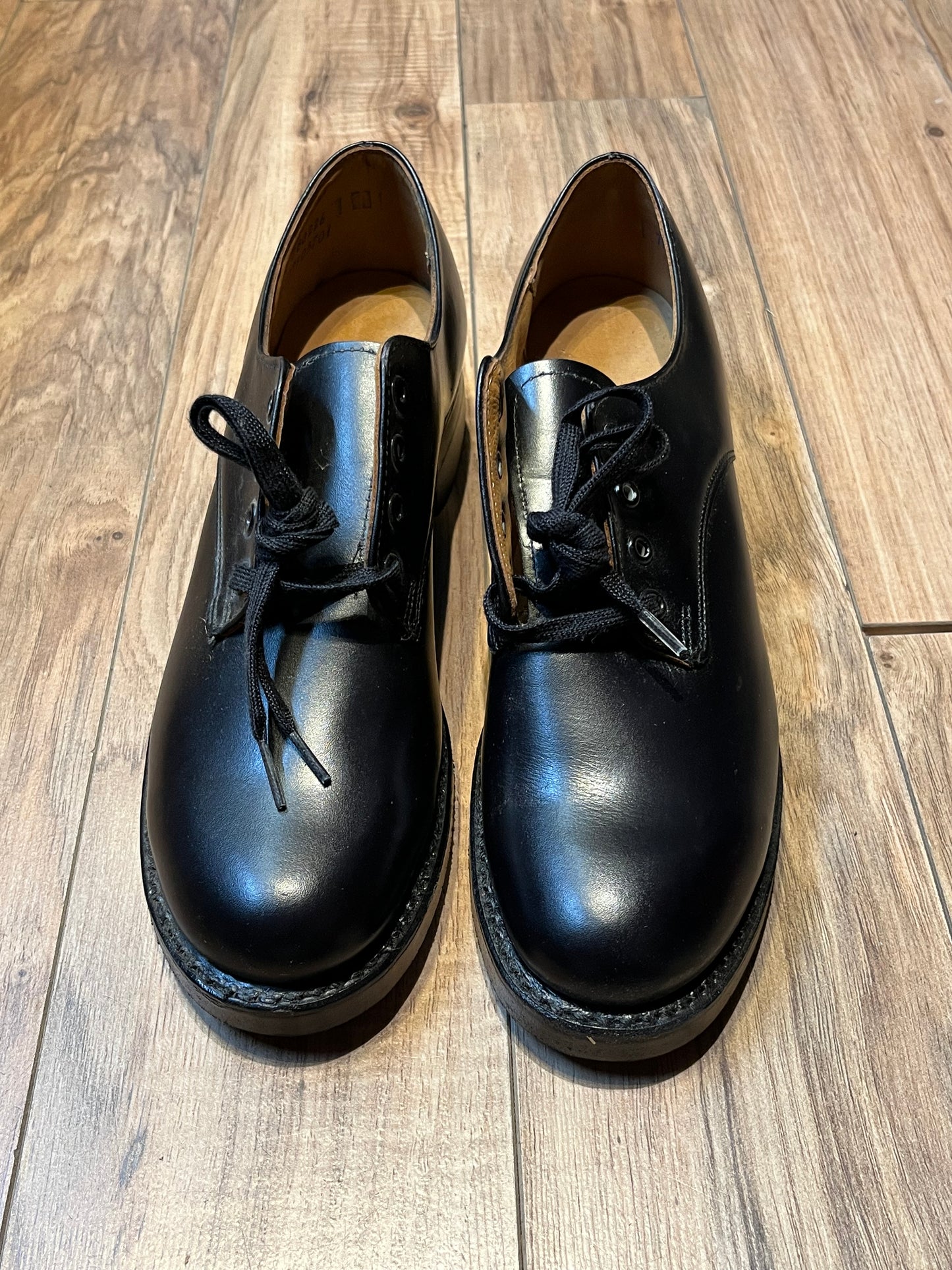 Vintage 1980’s Deadstock RCMP Issue Black Leather Oxford Shoes, Made in Canada, Size Women’s 7.5 AA US
