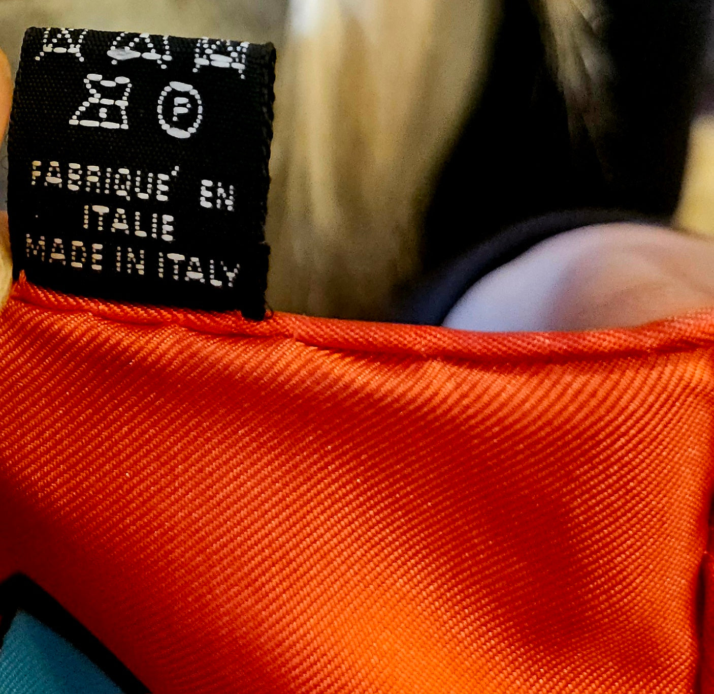 Hand rolled hem Frey Wille scarf