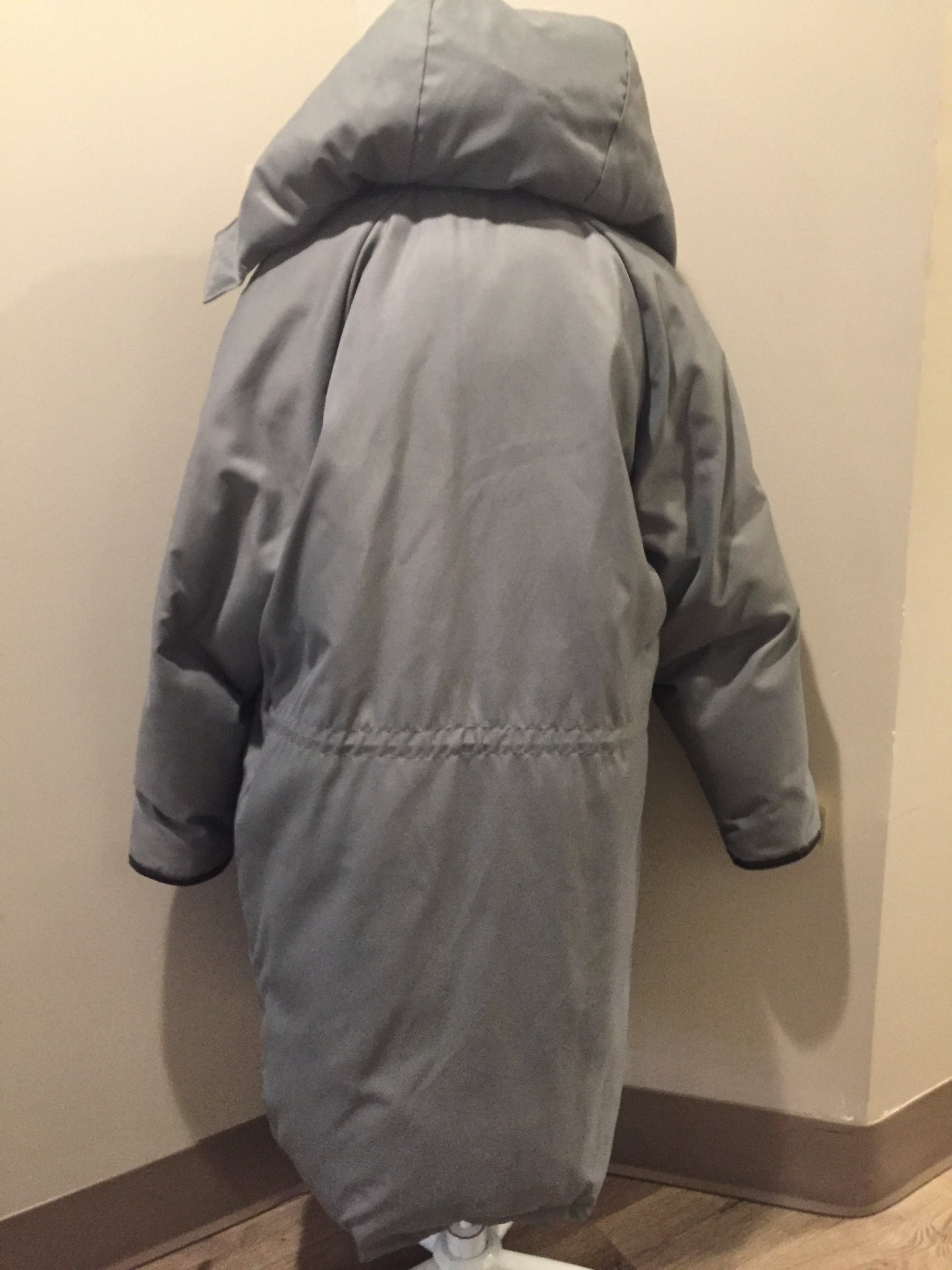 Kingspier Vintage - Sears “The Men’s Store” grey/ blue down filled parka with genuine fur and leather trim, hood, zipper and button closures, slash pockets and flap pockets. Size. 44 tall.