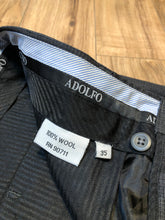 Load image into Gallery viewer, Kingspier Vintage - Vintage Adolfo 100% wool pants with front pleat, straight leg, higher rise, zip fly and front and back pockets.

Size 35.
