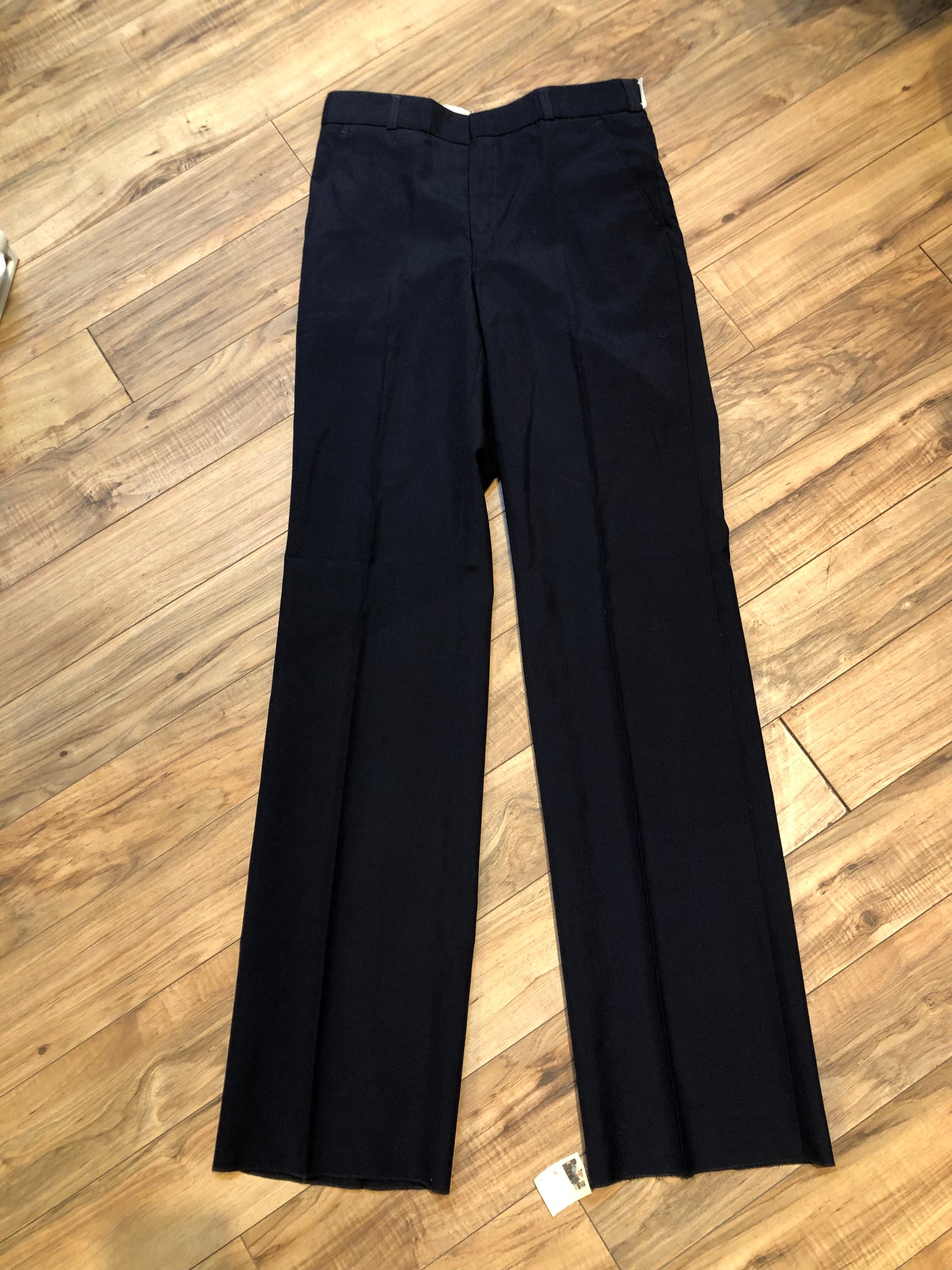 Kingspier Vintage - Vintage deadstock Eaton Birkdale 55% Polyester/ 45% wool dress pants with straight leg, mis rise, zip fly and front and back pockets.
Made in Czechoslovakia