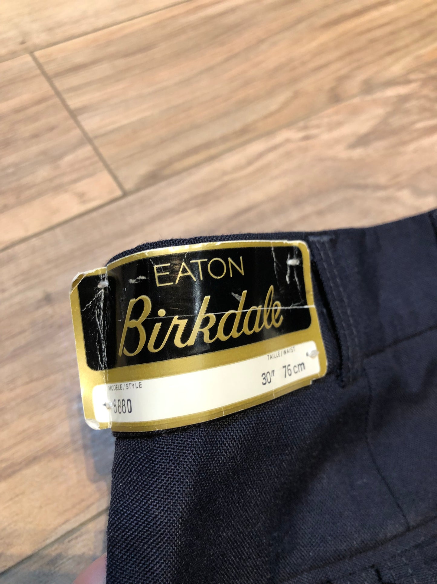 Kingspier Vintage - Vintage deadstock Eaton Birkdale 55% Polyester/ 45% wool dress pants with straight leg, mis rise, zip fly and front and back pockets.
Made in Czechoslovakia