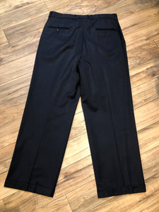 Kingspier Vintage - Vintage wool blend (fibres unknown) trousers with zip fly, straight leg, mid rise and front and back pockets,

Size 36.
