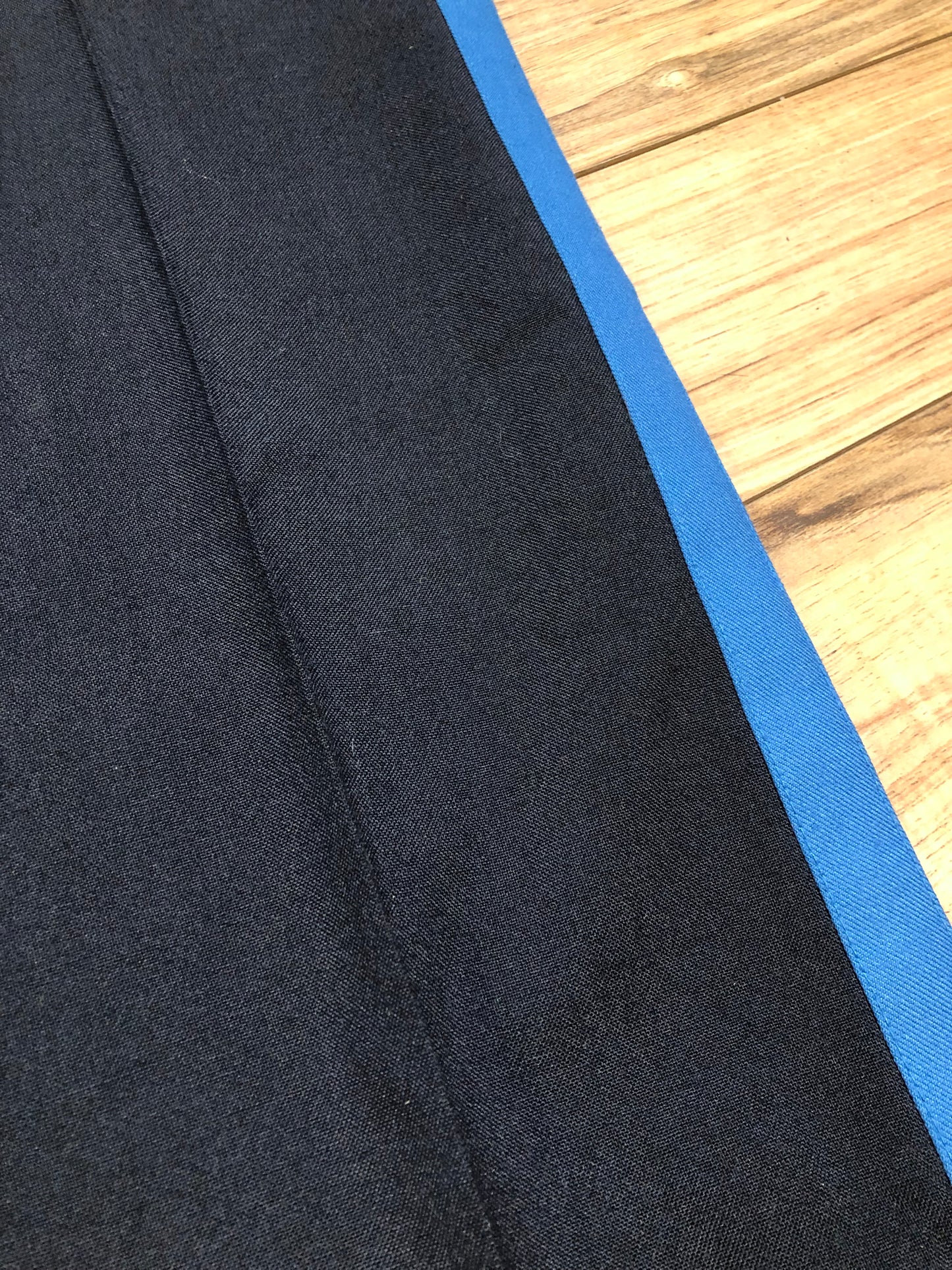 Kingspier Vintage - Vintage 90’s Aero Mode uniform pants in navy with blue stripe, zip fly, mid rise, straight leg and pockets in the front and back.
Made in Canada.
