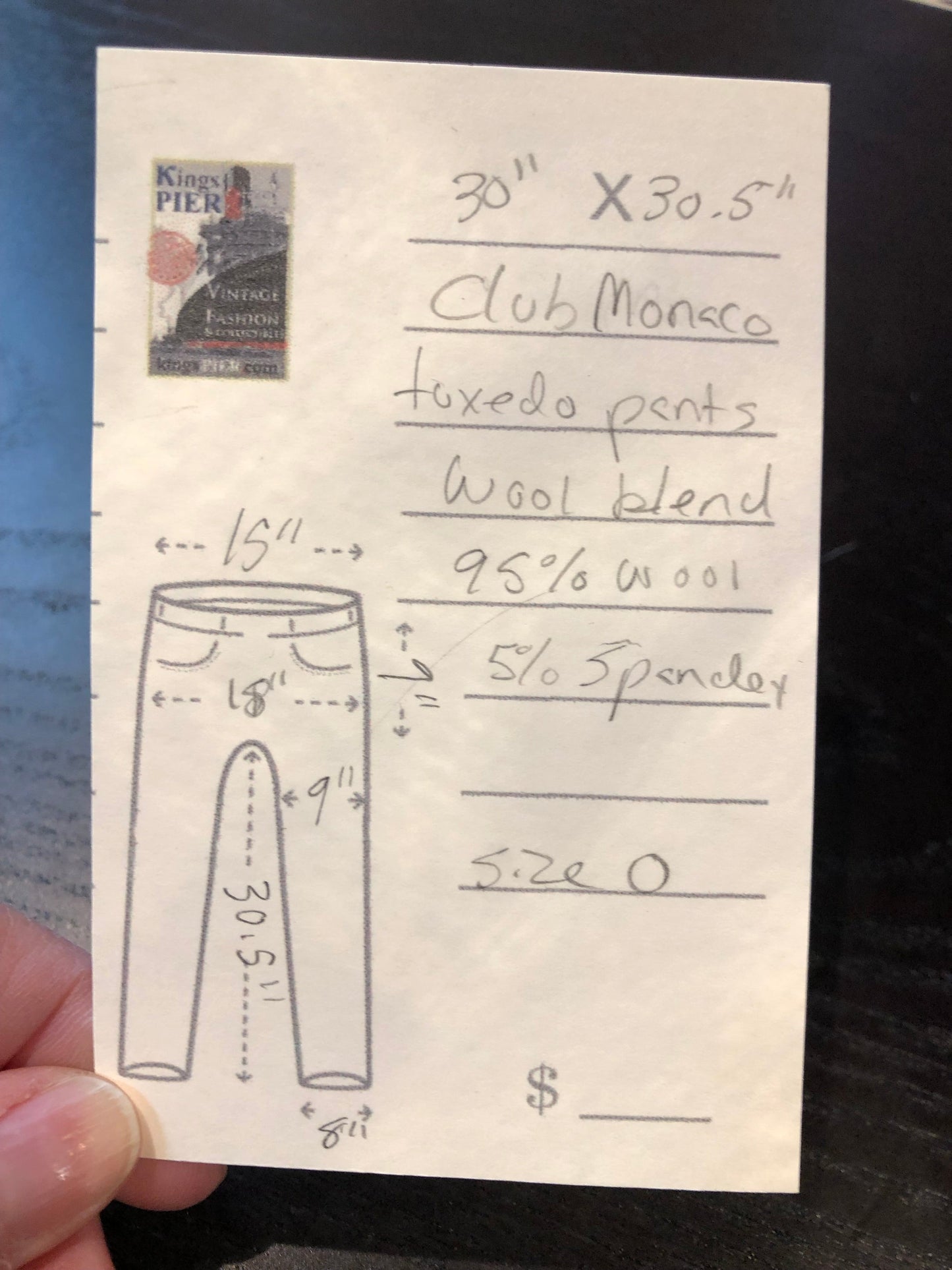 Kingspier Vintage - Club Monaco black wool blend (98% wool/ 2% spandex ) tuxedo pants with a double stripe down the sides, zip fly, low rise, slim cut and front and back pockets.
Size 0.