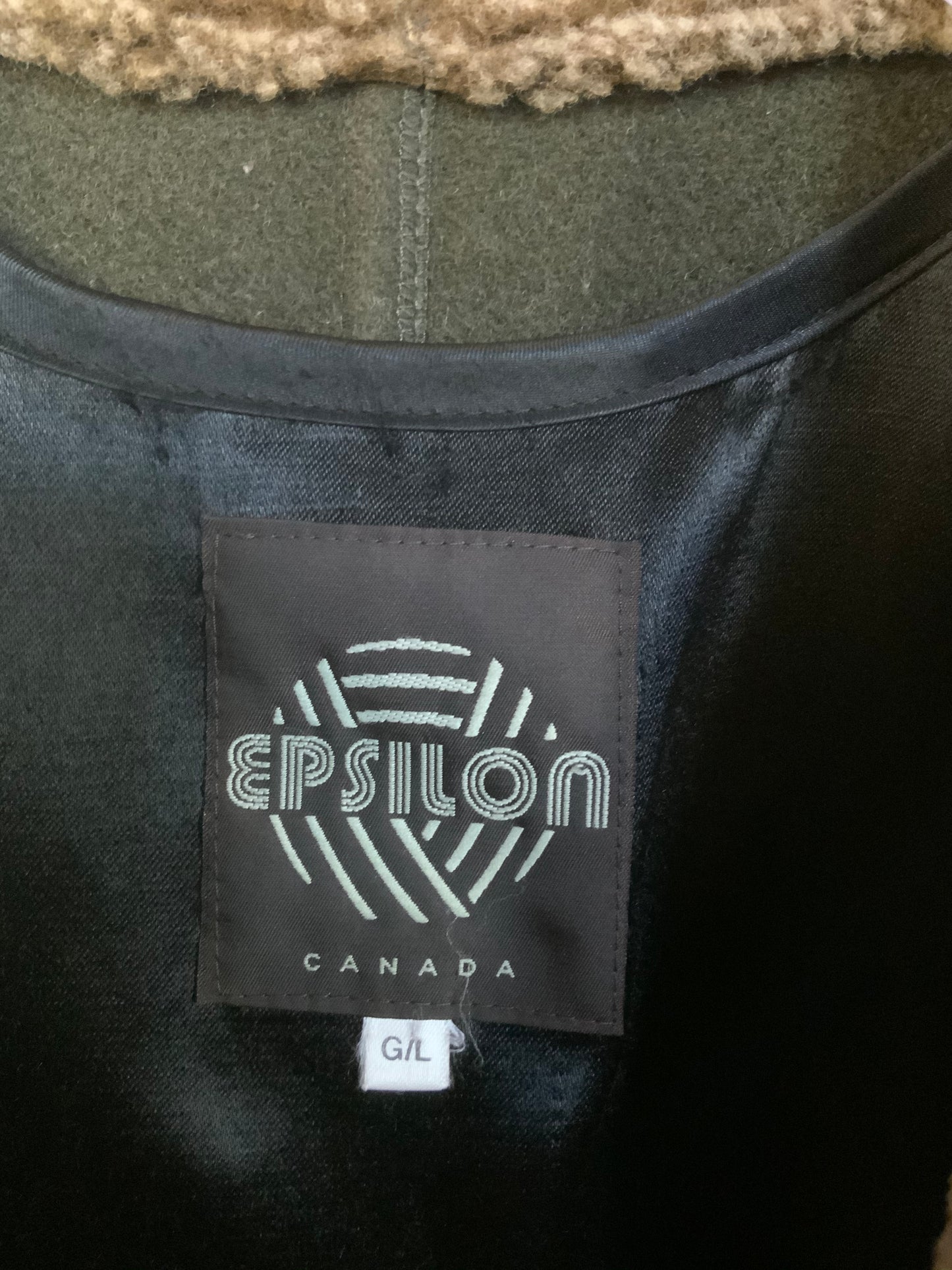 Kingspier Vintage - Epsilon full length moss green 100% wool coat with sheepskin panel running down the front. button closures with unique flower detail, front pockets and a zip out inside lining. Made in Canada. Fits a size large.