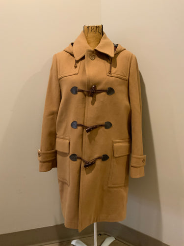 Kingspier Vintage - UTEX tan wool blend duffle coat with detachable hood, zipper, wooden toggles, flap pockets and a tartan lining which contains two inside pockets. Made in Bulgaria. Size 40. 