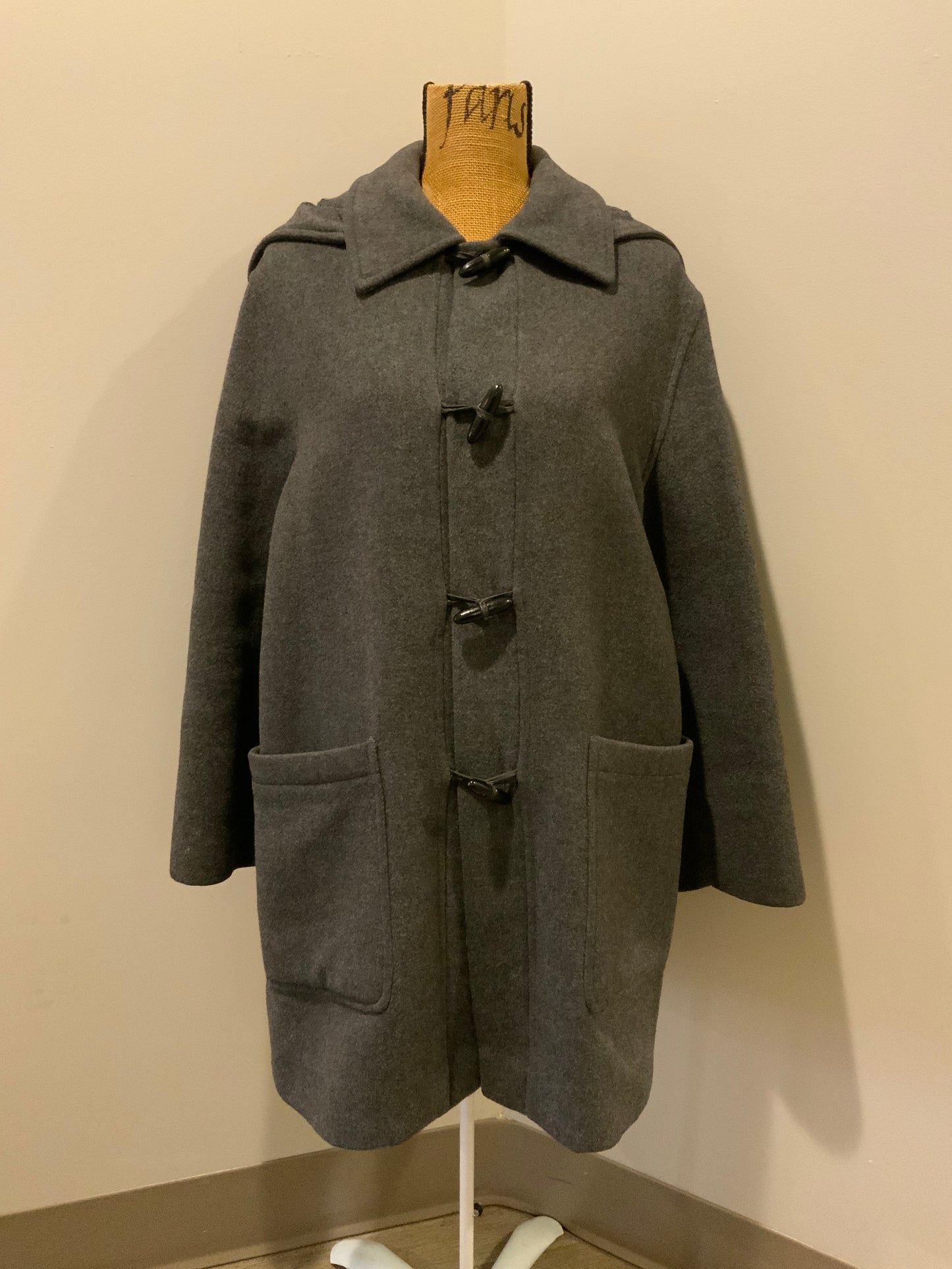 Kingspier Vintage - Italian grey wool blend duffle coat with detachable hood, wooden toggles and flap pockets. Made in Italy Size 14.