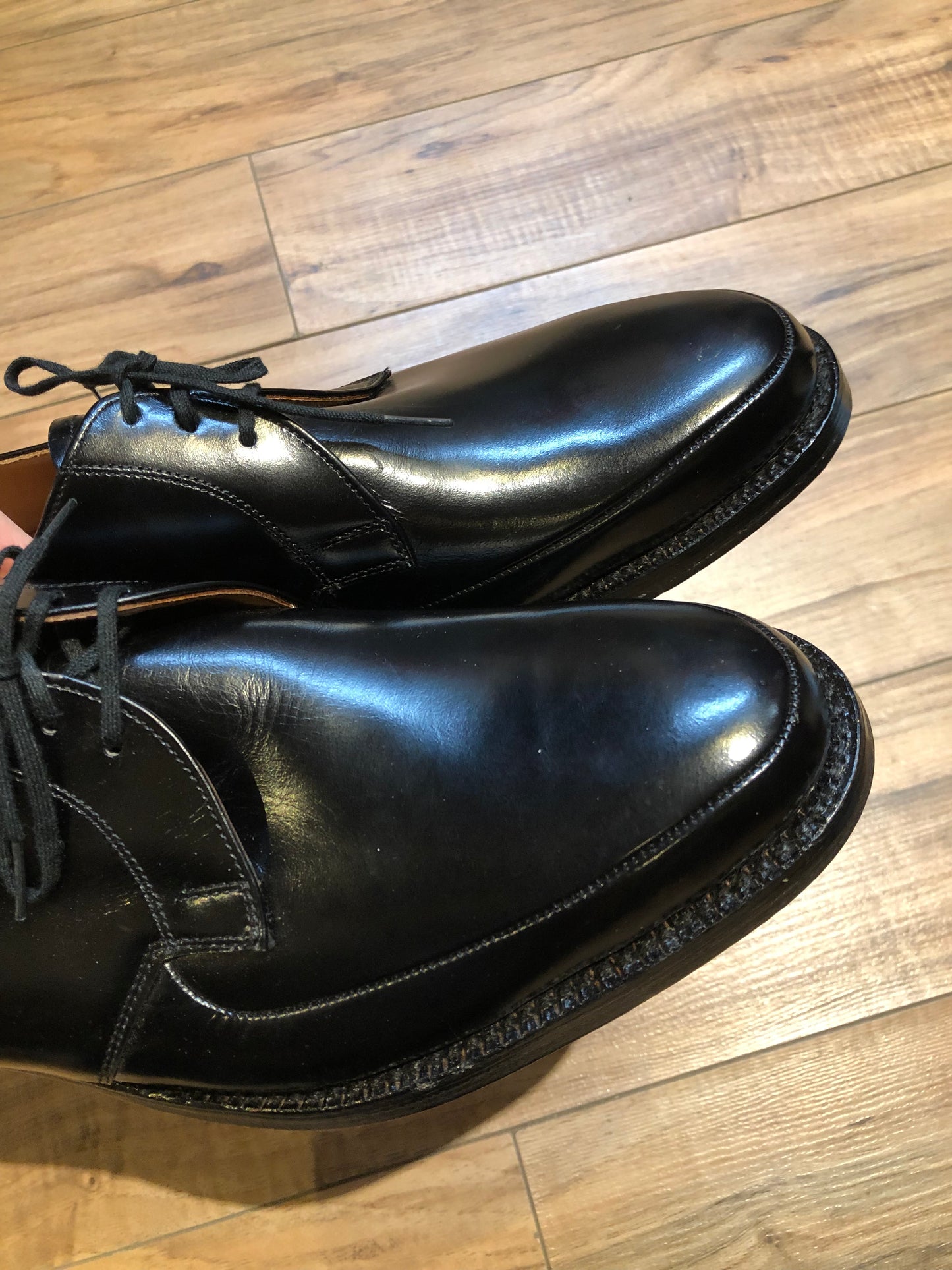 Kingspier Vintage - Vintage deadstock Macfarlane black leather derby shoe with plain toe and leather soles.
