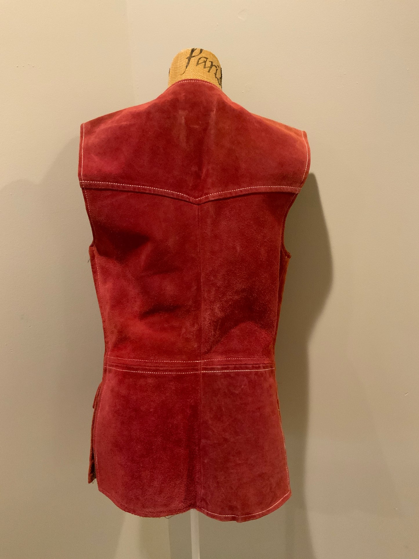 Kingspier Vintage - Rice Sports Wear red suede vest with lace up detail in the front, side zipper and two flap pockets. Made in Canada. Size 38.