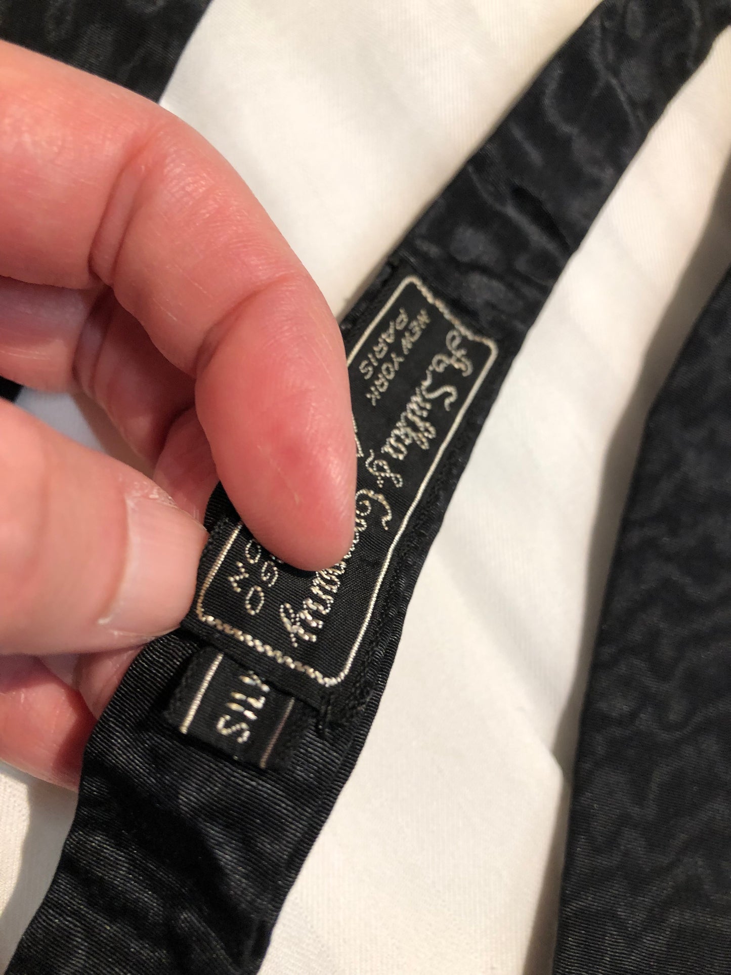 Kingspier Vintage - Vintage A.Sulka & Company black watered silk batwing style bow tie.