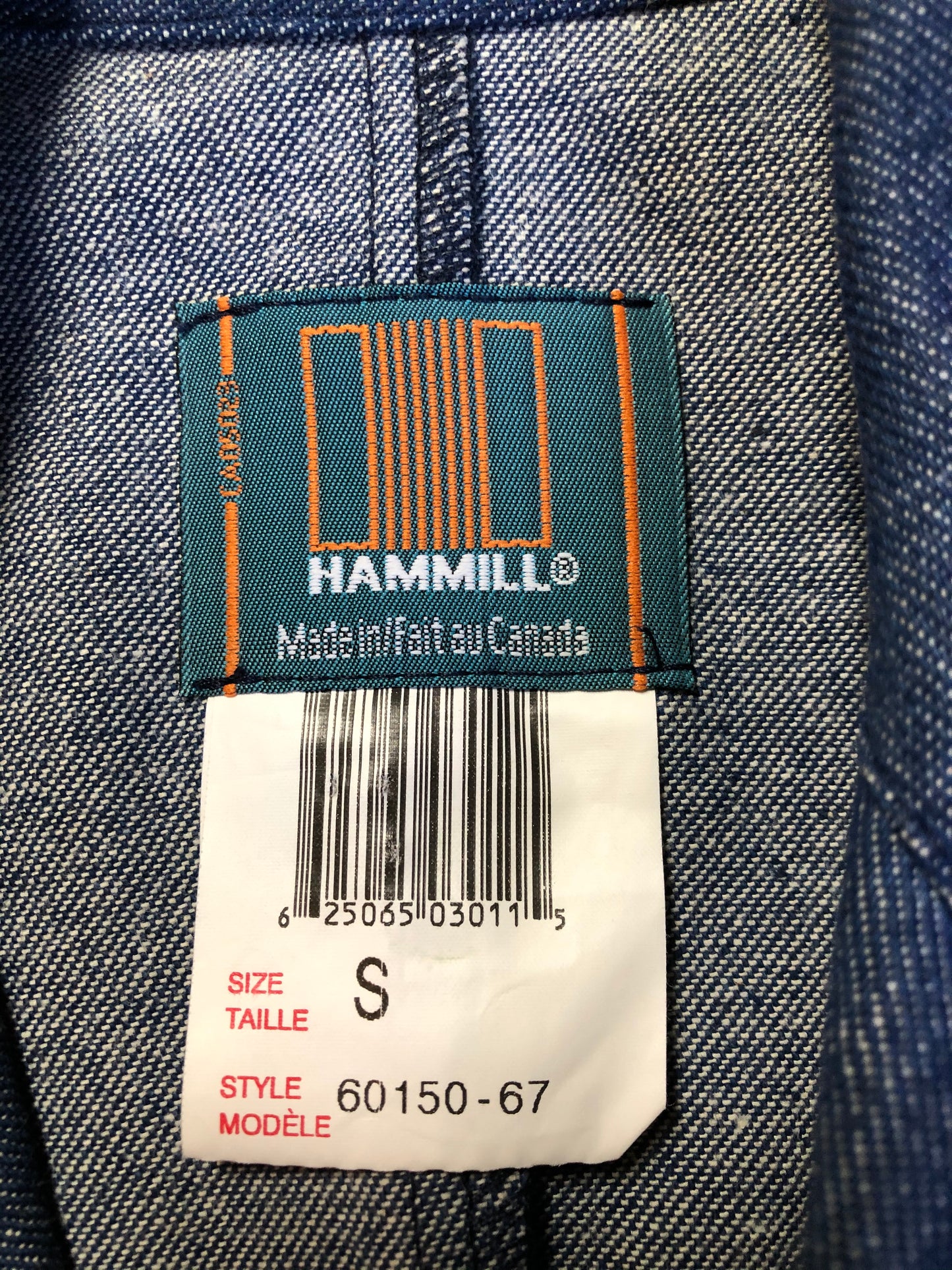 Kingspier Vintage - Hamill denim jacket in a medium wash with button closures, three patch pockets on the front and one inside breast pocket. Made in Canada. Size small.