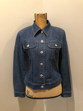 Load image into Gallery viewer, Kingspier Vintage - Guess denim jacket in a medium wash with button closures and two flap pockets on the chest.
