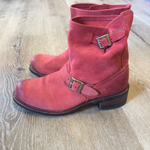 Load image into Gallery viewer, Kingspier Vintage - Rare vintage Shoe Company red suede easy engineer boots with Neoprene Cord Armortred oil resistant soles. Local 1776 Union made in Pennsylvania, USA.
