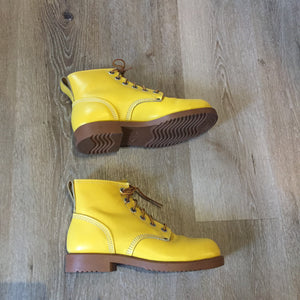 Kingspier Vintage - Vintage 1960s Star Valenti “Tuff Mac” class 1 safety work boots in yellow with steel toe and oil resistant sole. Union made in Canada.