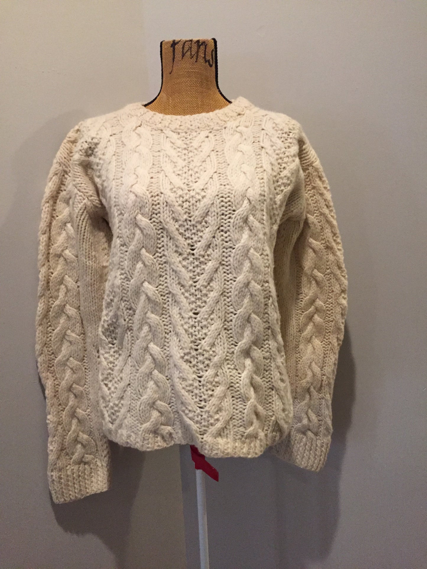 Kingspier Vintage - Dino Pisani cream coloured hand knit, cable knit wool jumper. Made in Italy. Size small.