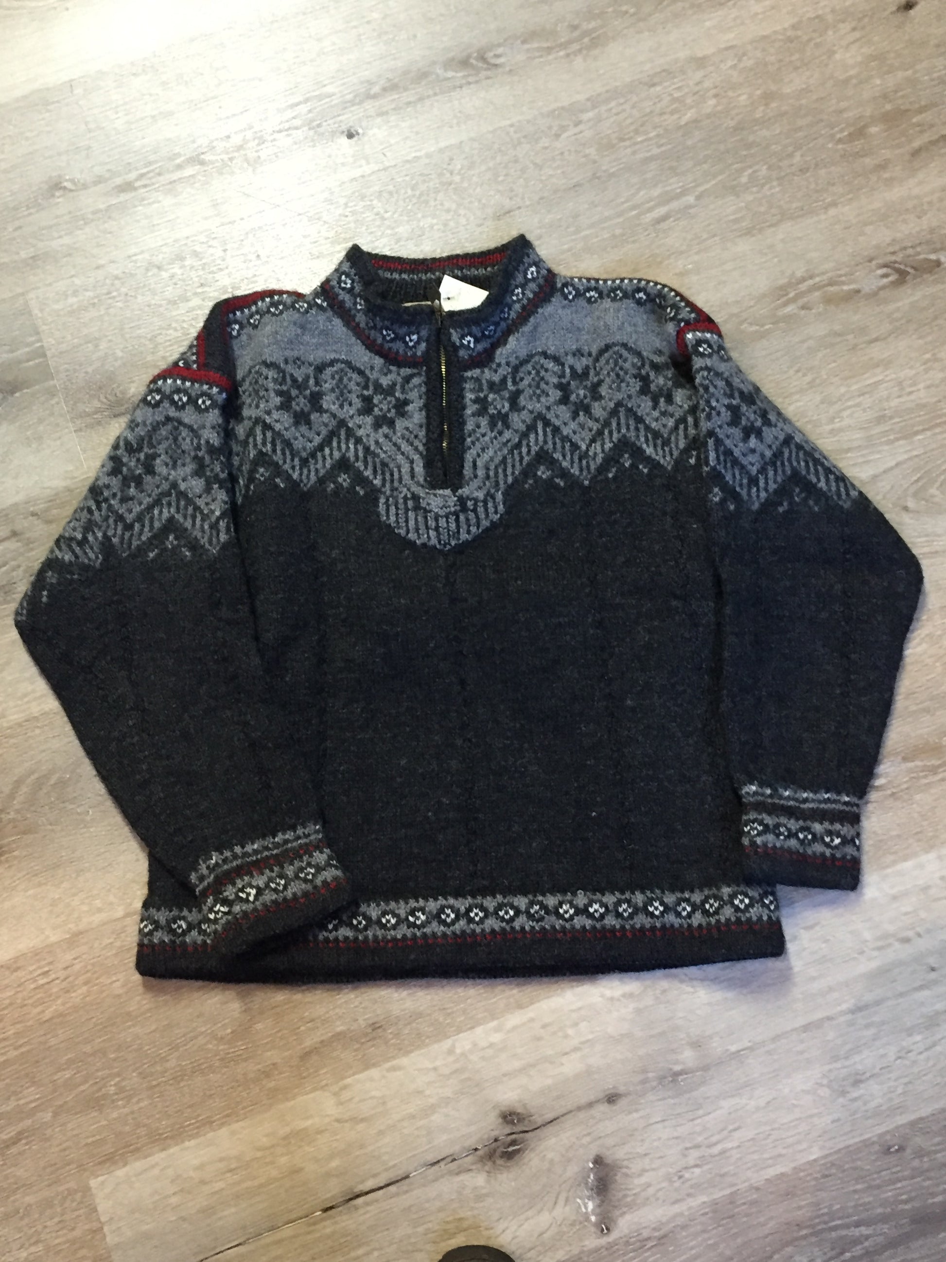 Kingspier Vintage - Handmade grey, red and white wool Norwegian style quarter zip sweater.