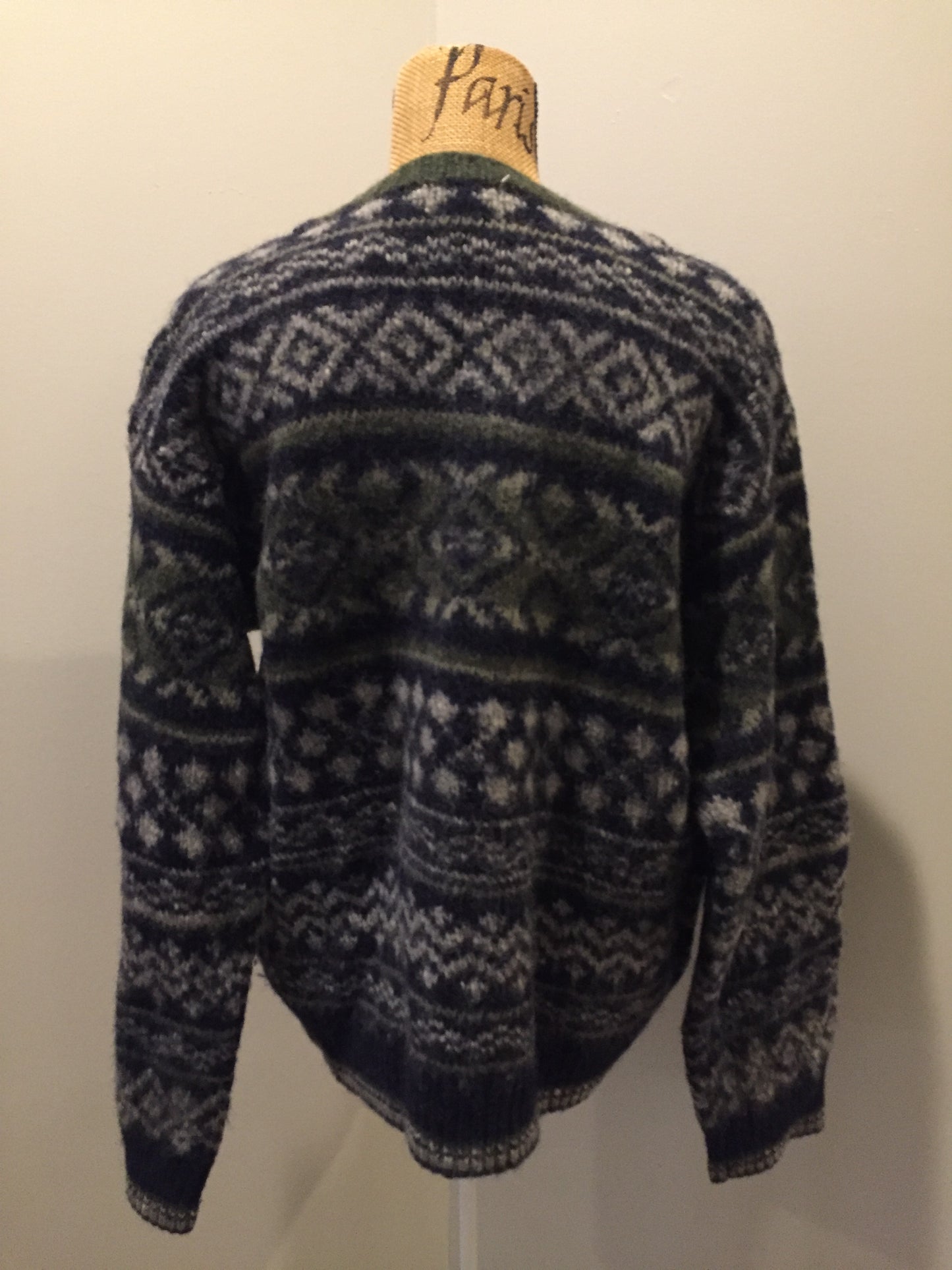 Kingspier Vintage - Wool jumper in navy/green/grey. Size L/XL.