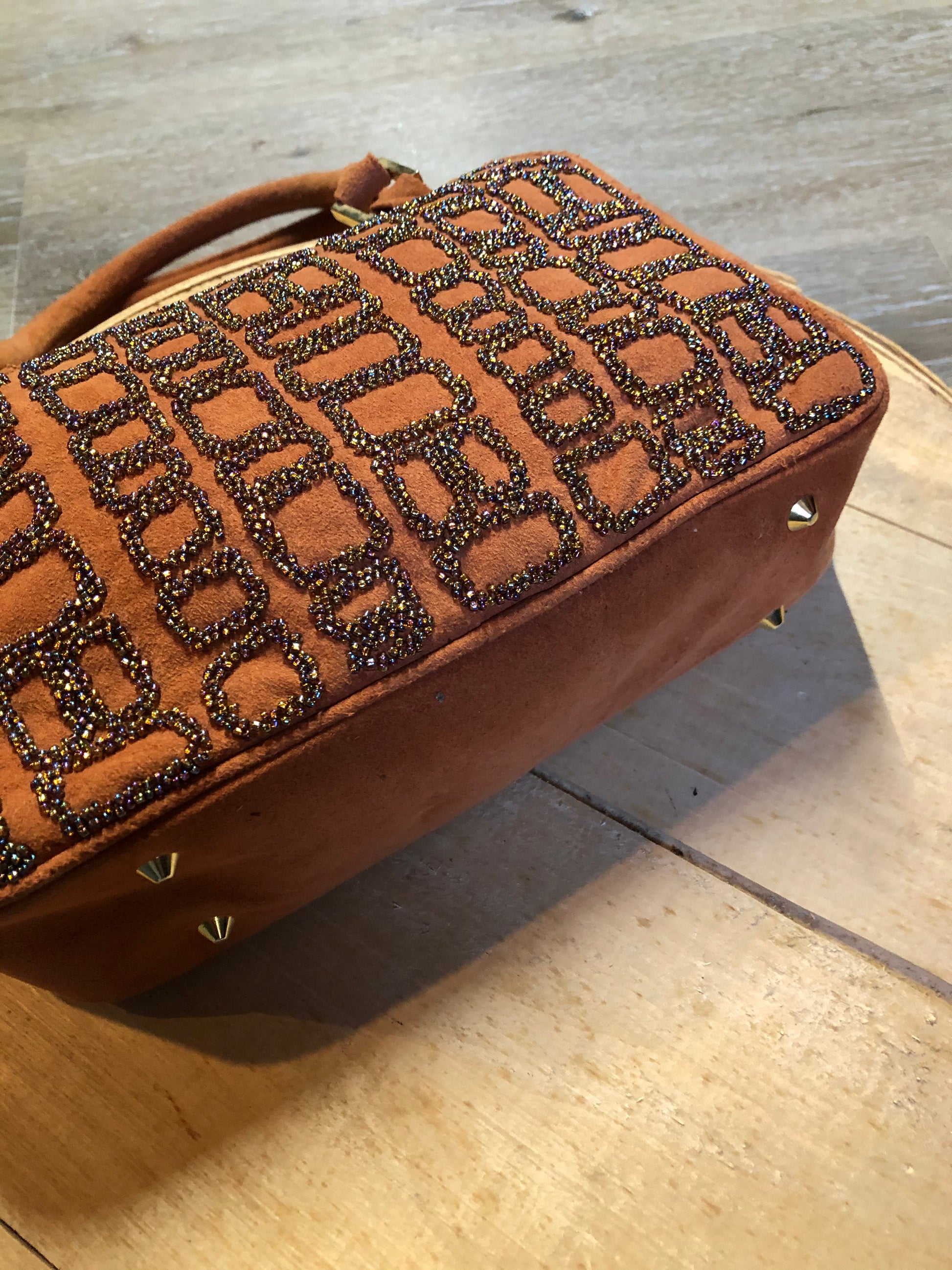 Kingspier Vintage - Inge Christopher orange suede handbag with iridescent beading, top handle and zip closure.
