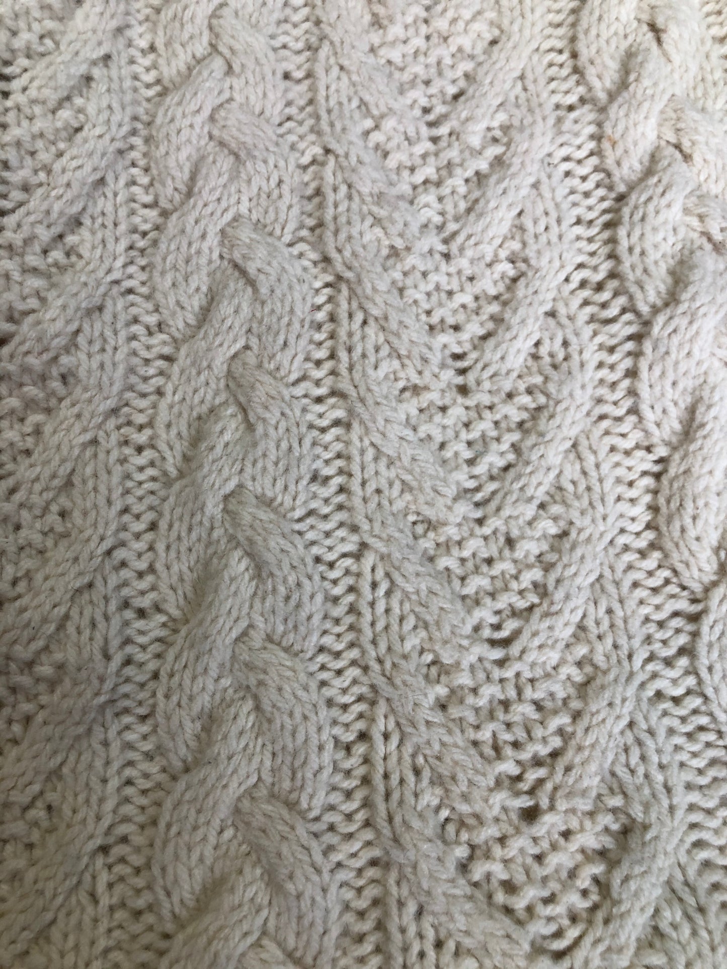 Kingspier Vintage - Dino Pisani cream coloured hand knit, cable knit wool jumper. Made in Italy. Size small.