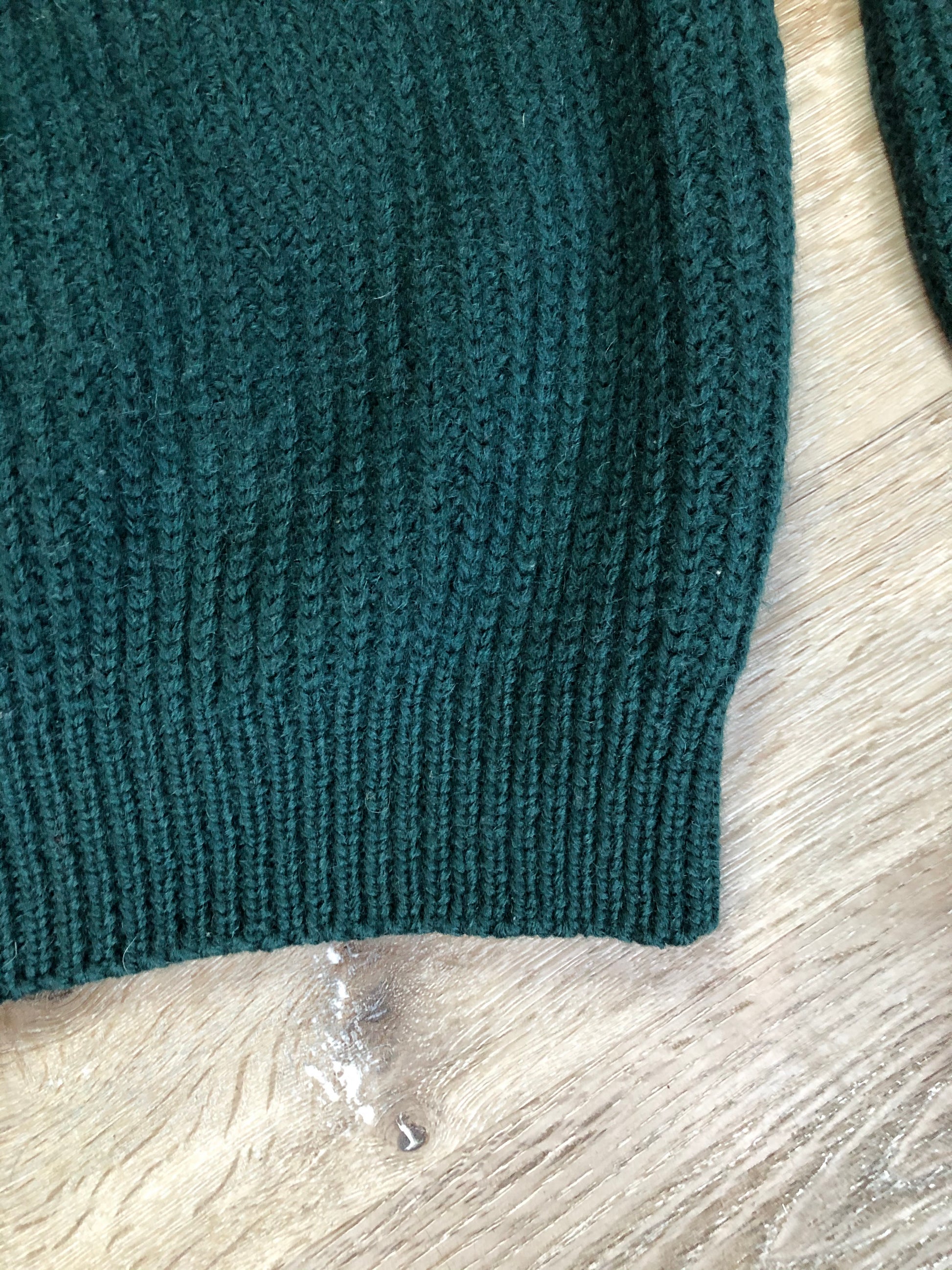Kingspier Vintage - Great Northern Knitters green wool button up sweater. Made in Canada, Size M/L.