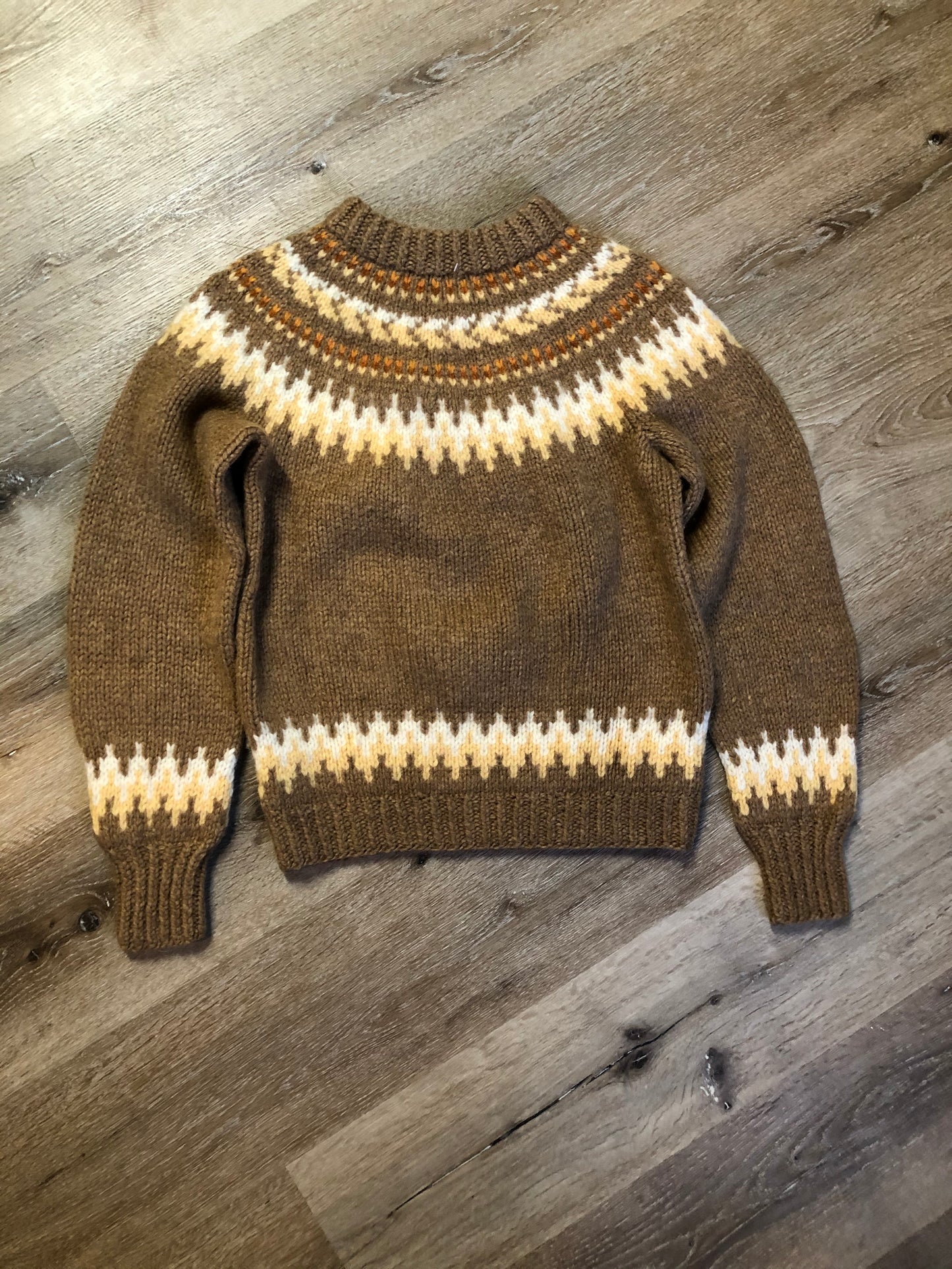 Kingspier Vintage - Handknit wool lopi sweater with browns, cream and yellow design. Made in Scotland. Size small/ XS.