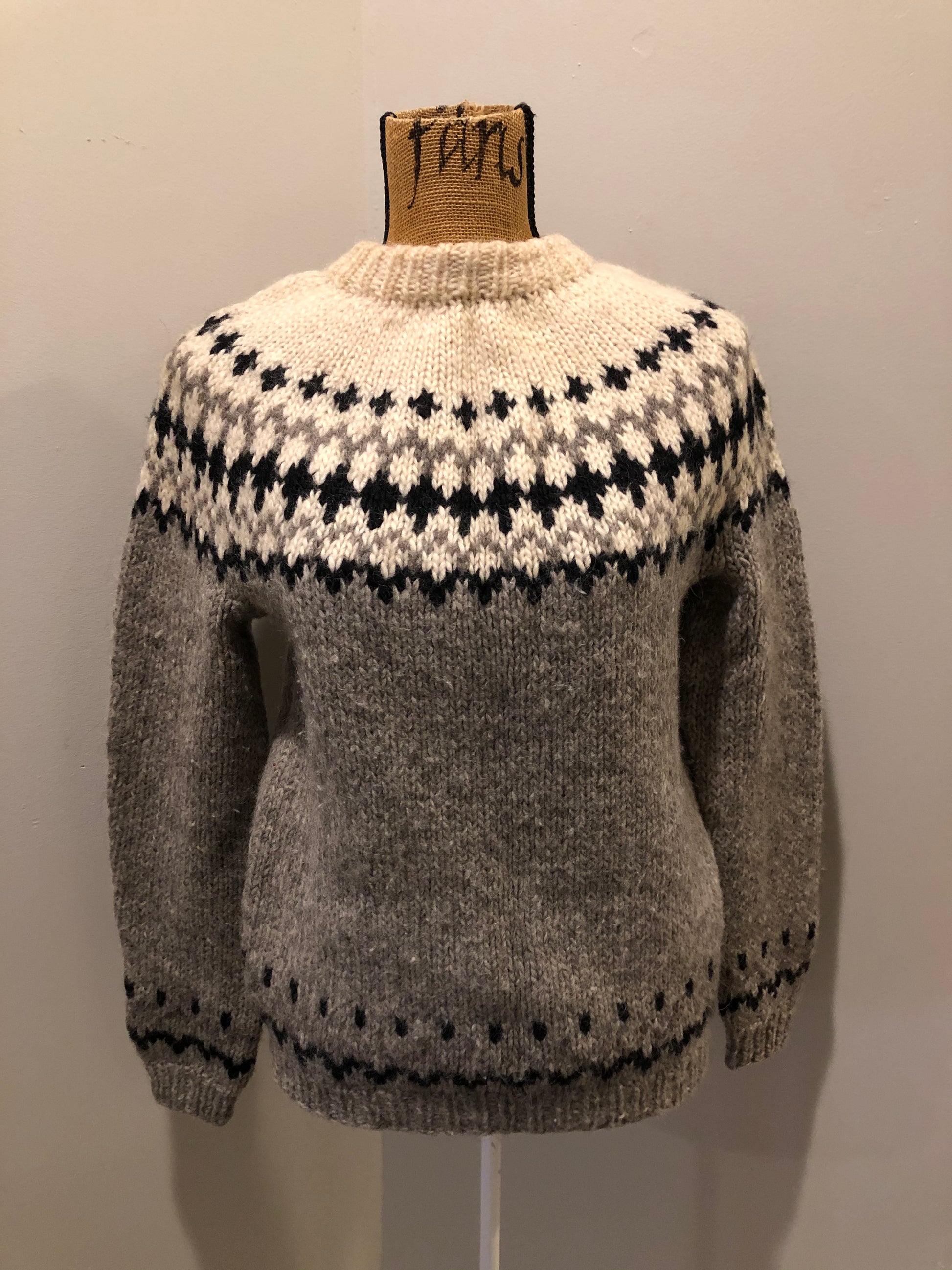 Kingspier Vintage - Handknit wool lopi sweater with grey, white and black design. Made in Nova Scotia, Canada. Size small.