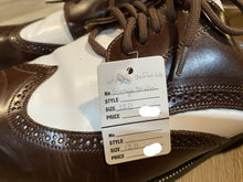 Load image into Gallery viewer, Kingspier Vintage - Brown and White Full Brogue Wingtip Spectator Derbies Handcrafted by Giorgio Brutini - Sizes: 12M 14W 45EURO, Made in Brazil, Leather Soles, Rubber Heels
