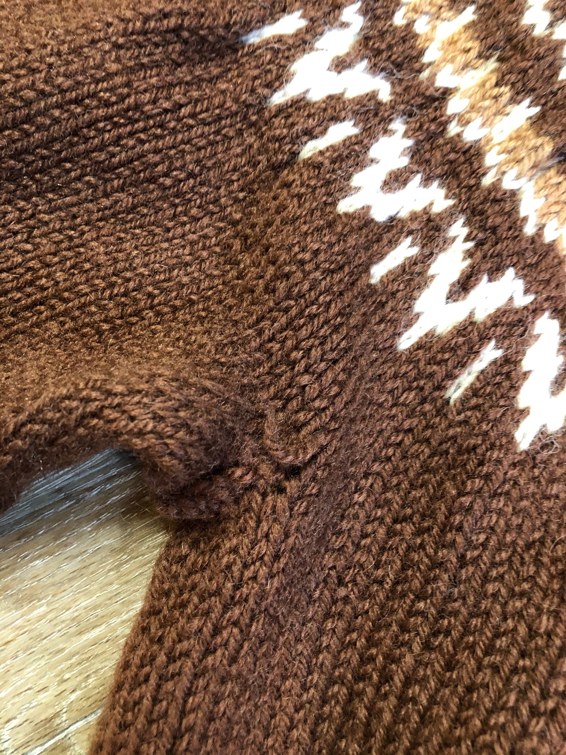 Kingspier Vintage - Handknit lopi sweater with warm brown and white design. Fibres unknown. Made in Nova Scotia, Canada. Size medium.