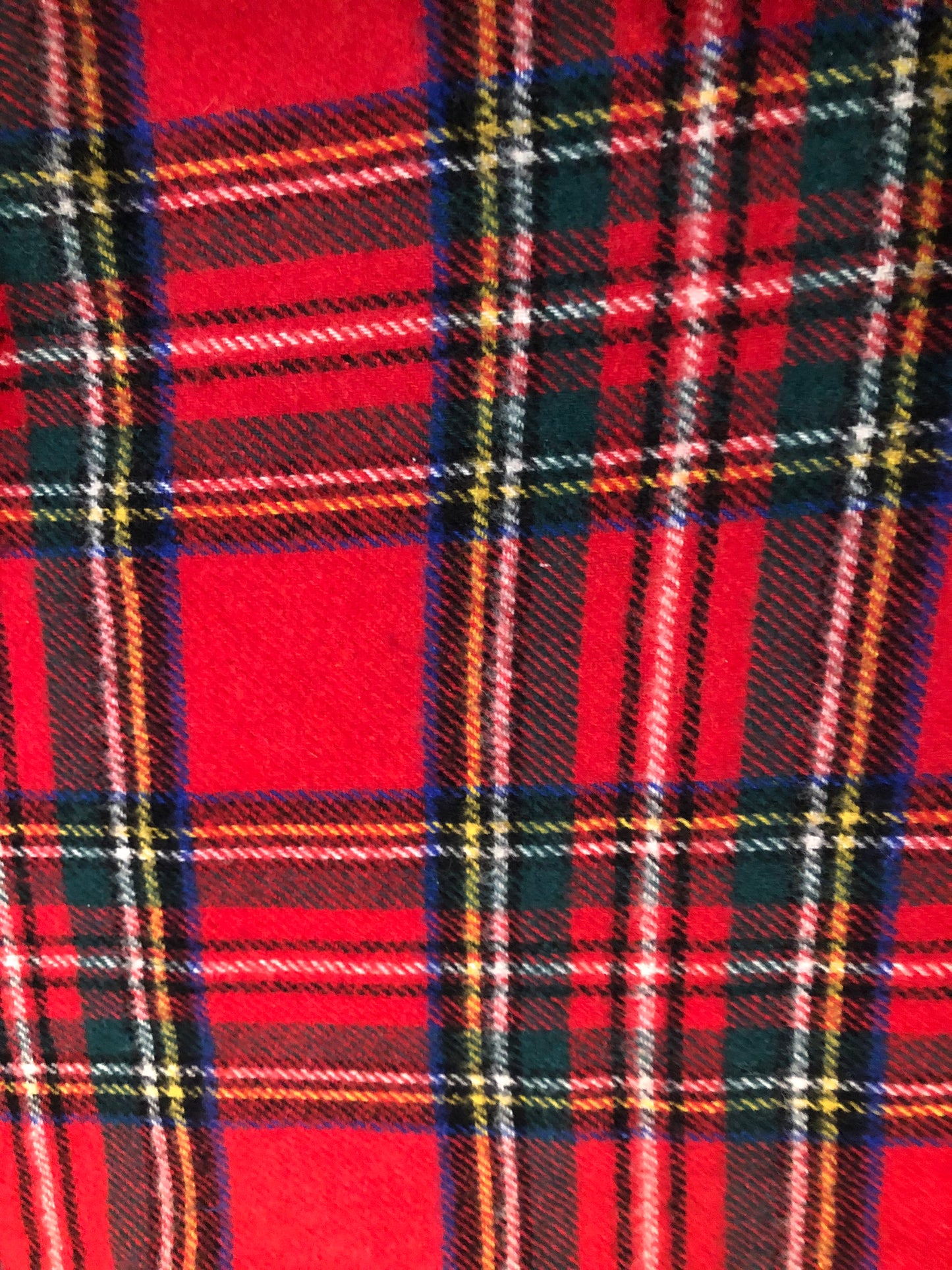 Kingspier Vintage - Royal Stewart tartan wool throw.