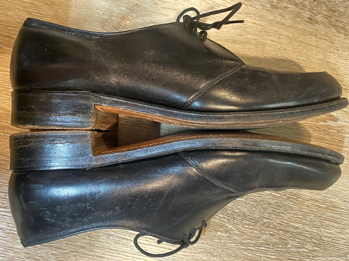 Kingspier Vintage - “No Breaking-In” Black Leather Derbies by MacFarlane Leisure Rester-Flex - Sizes: 7M 8.5W 39-40EURO, Made in Canada, Leather Soles, D Ball B Heel