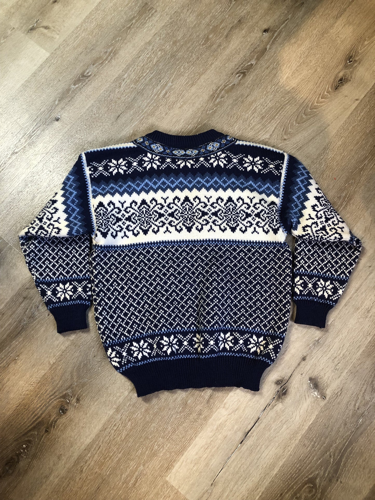 Vintage Nordstrikk 100% wool quarter cut jumper with colourful blue and yellow Norwegian pattern and pewter clasps. Made in Norway - Kingspier Vintage