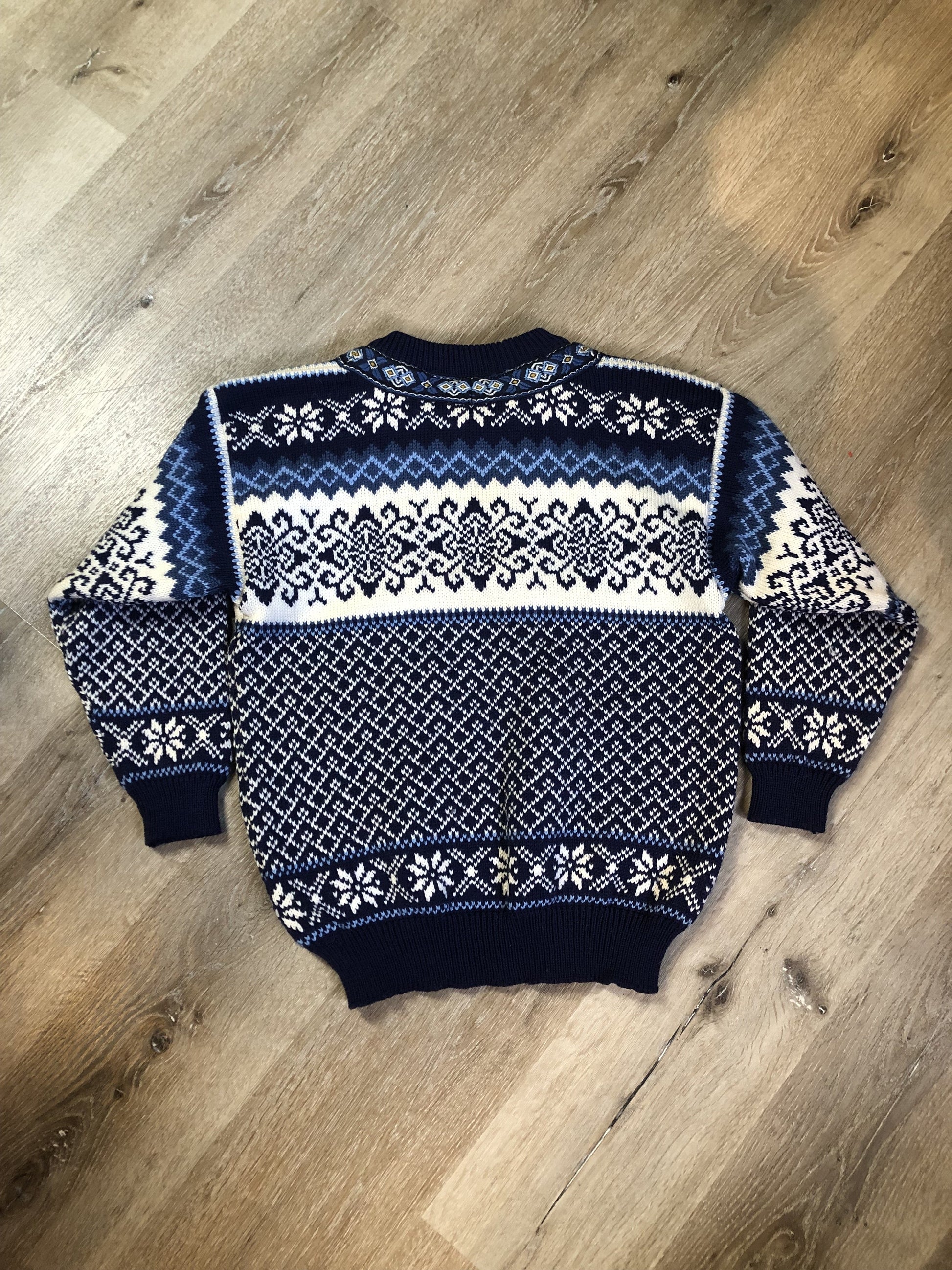 Vintage Nordstrikk 100% wool quarter cut jumper with colourful blue and yellow Norwegian pattern and pewter clasps. Made in Norway  - Kingspier Vintage