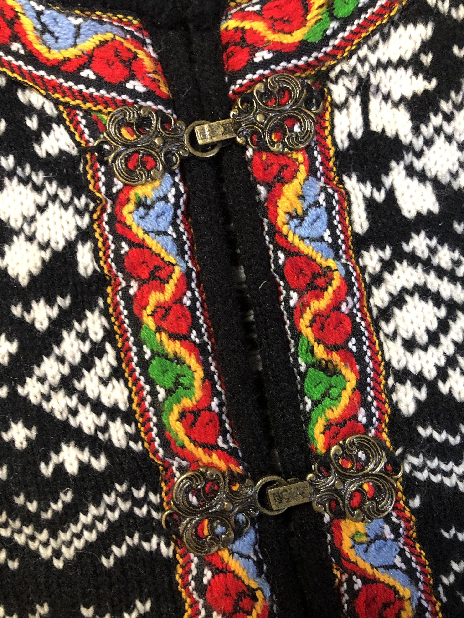 Vintage and Handmade “Made for Norway” 100% wool cardigan in a colourful Norwegian pattern with pewter clasps. Made in Norway - Kingspier Vintage