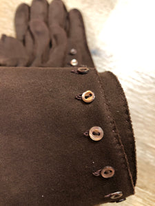 Kingspier Vintage - Vintage dark brown lightweight gloves with brown iridescent buttons running down the side. Size small/ 7 womens.