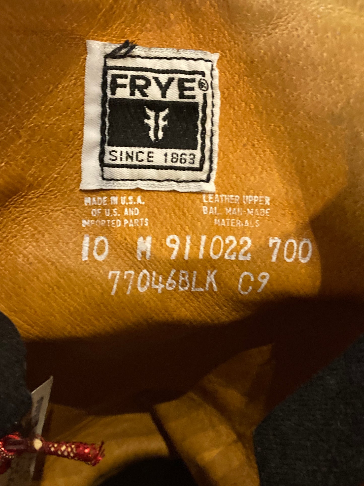 Vintage Frye 77046 black leather boots. Leather lined with synthetic soles. Made in USA. Size 10M/ 12W US, 43 EUR