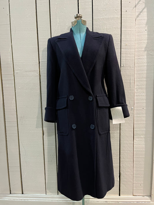 Vintage Fleurette of California from Nordstrom navy double breasted 100% camel hair coat with flap pockets.
Union Made in USA
Chest 41”
